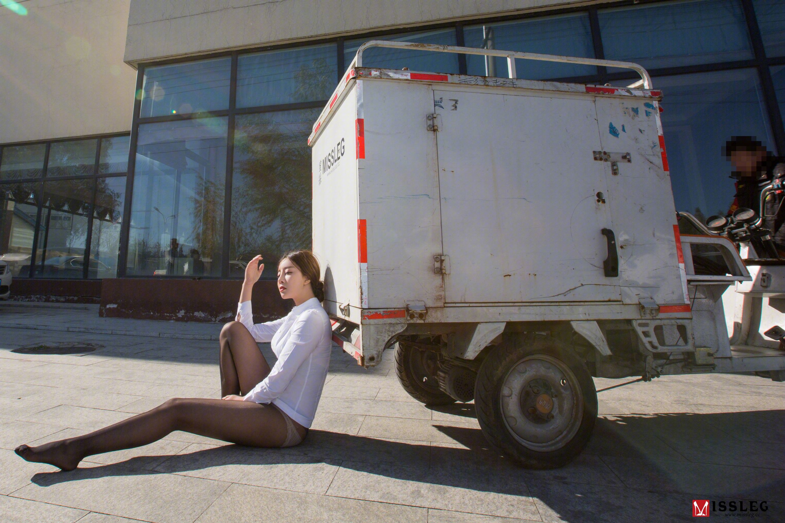 筱慧《美丝快递员》 [蜜丝MISSLEG] V006 写真集