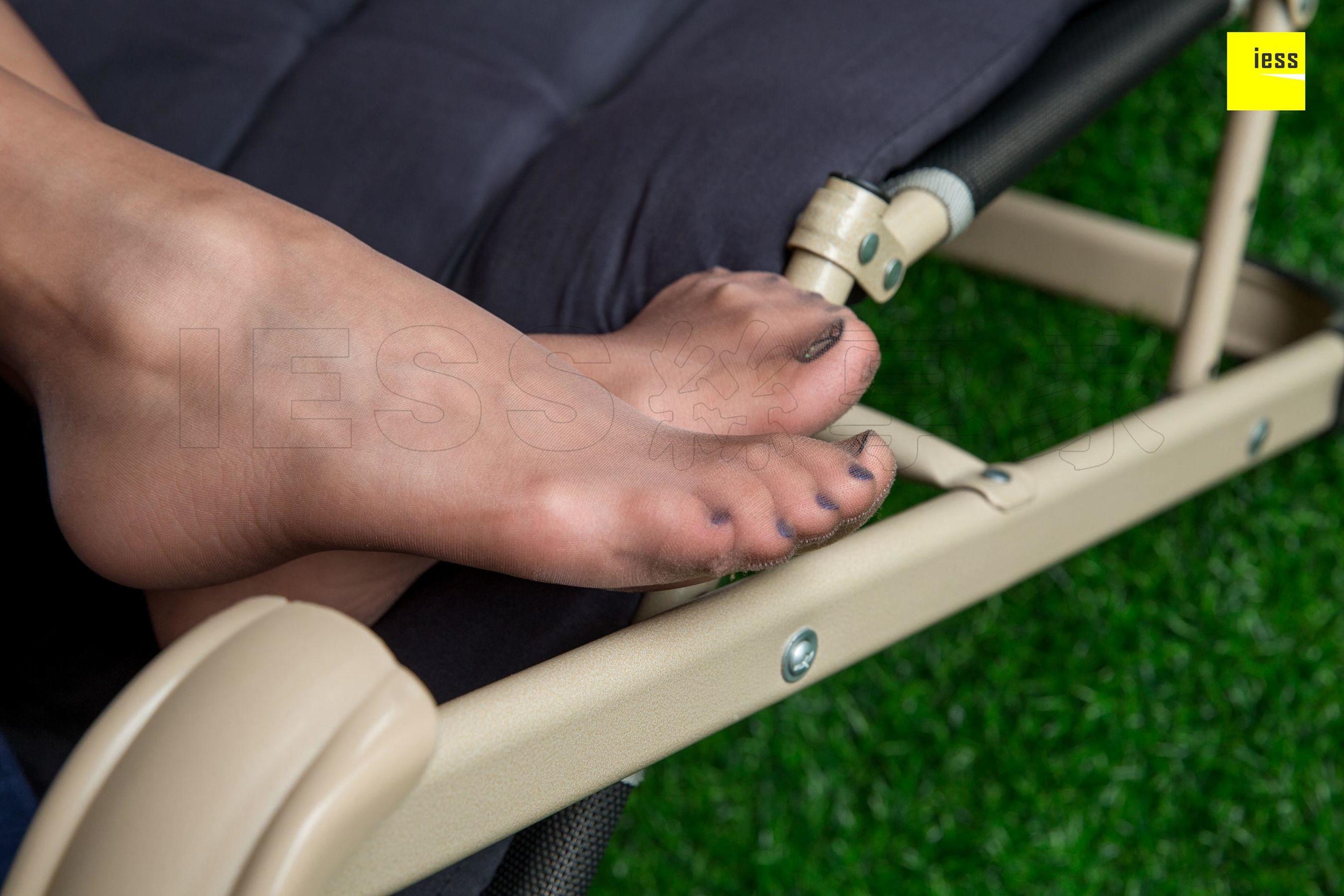 辣妈 《辣妈的风情蕾丝边》[异思趣向IESS] 丝享家274 写真集