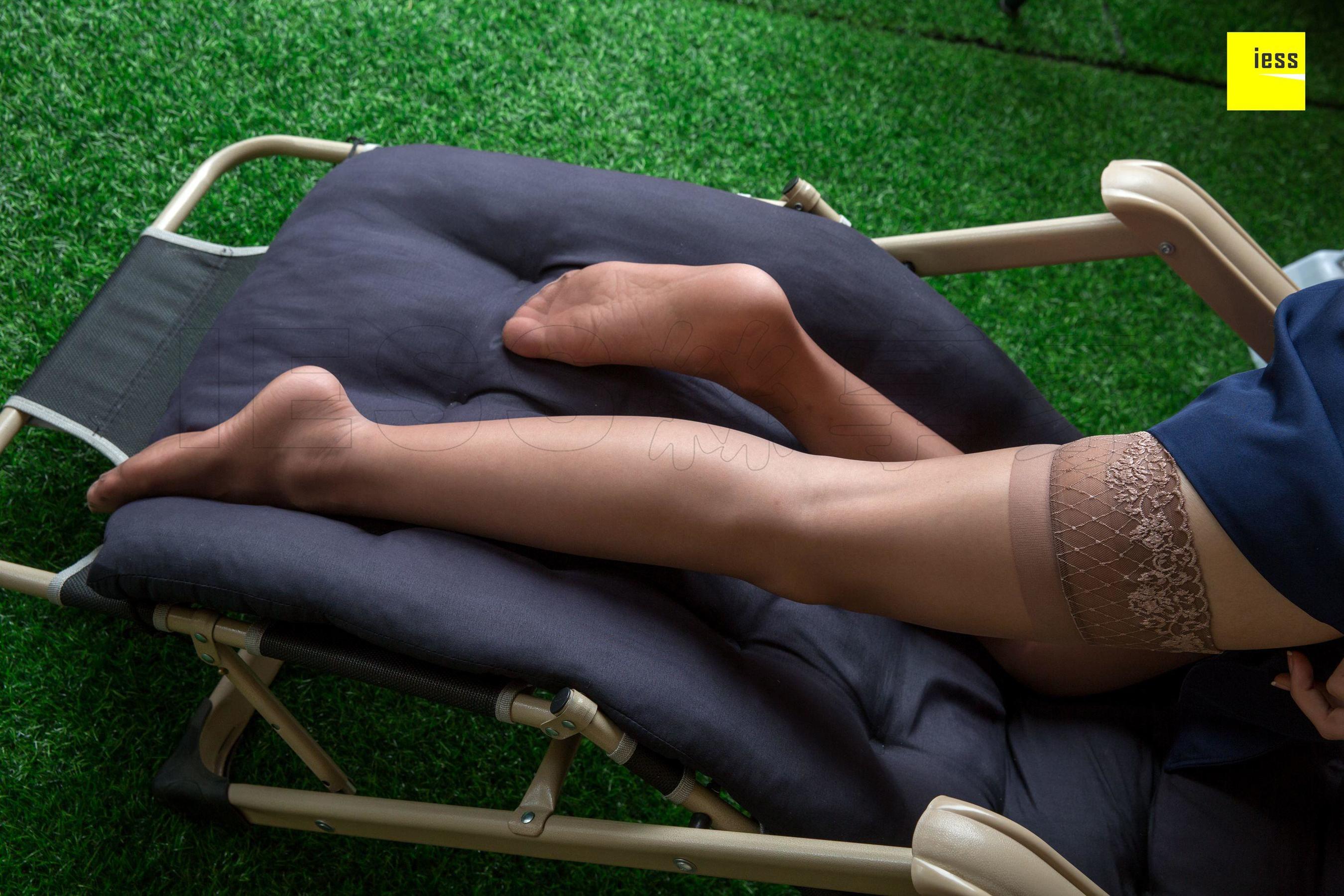 辣妈 《辣妈的风情蕾丝边》[异思趣向IESS] 丝享家274 写真集