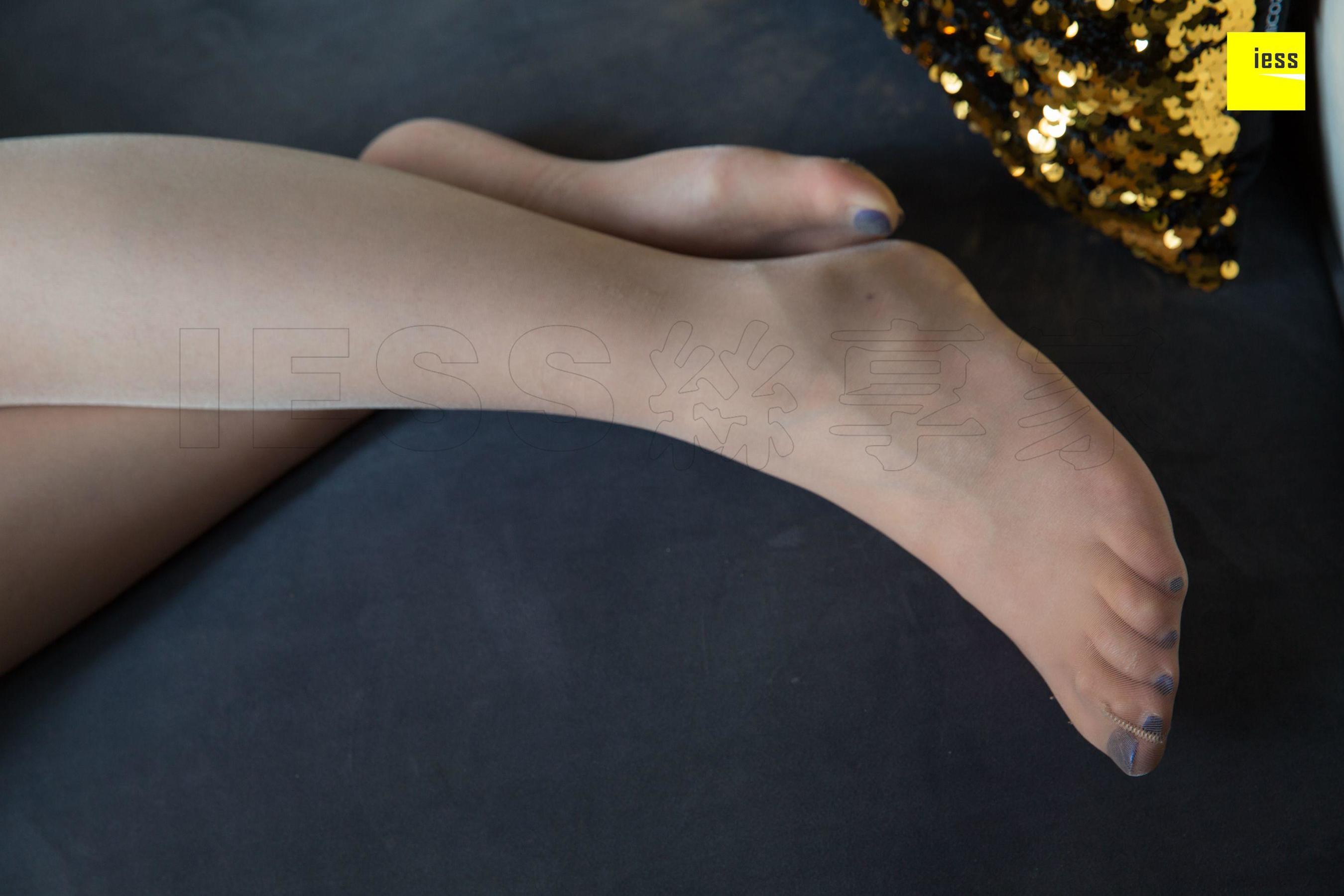 九妹 《九妹也可以很酷》[异思趣向IESS] 丝享家275 写真集