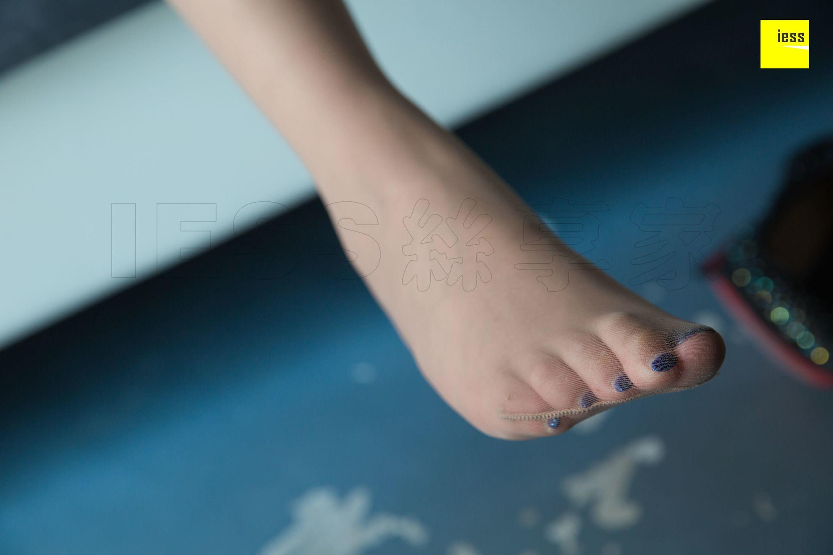 九妹 《九妹也可以很酷》[异思趣向IESS] 丝享家275 写真集