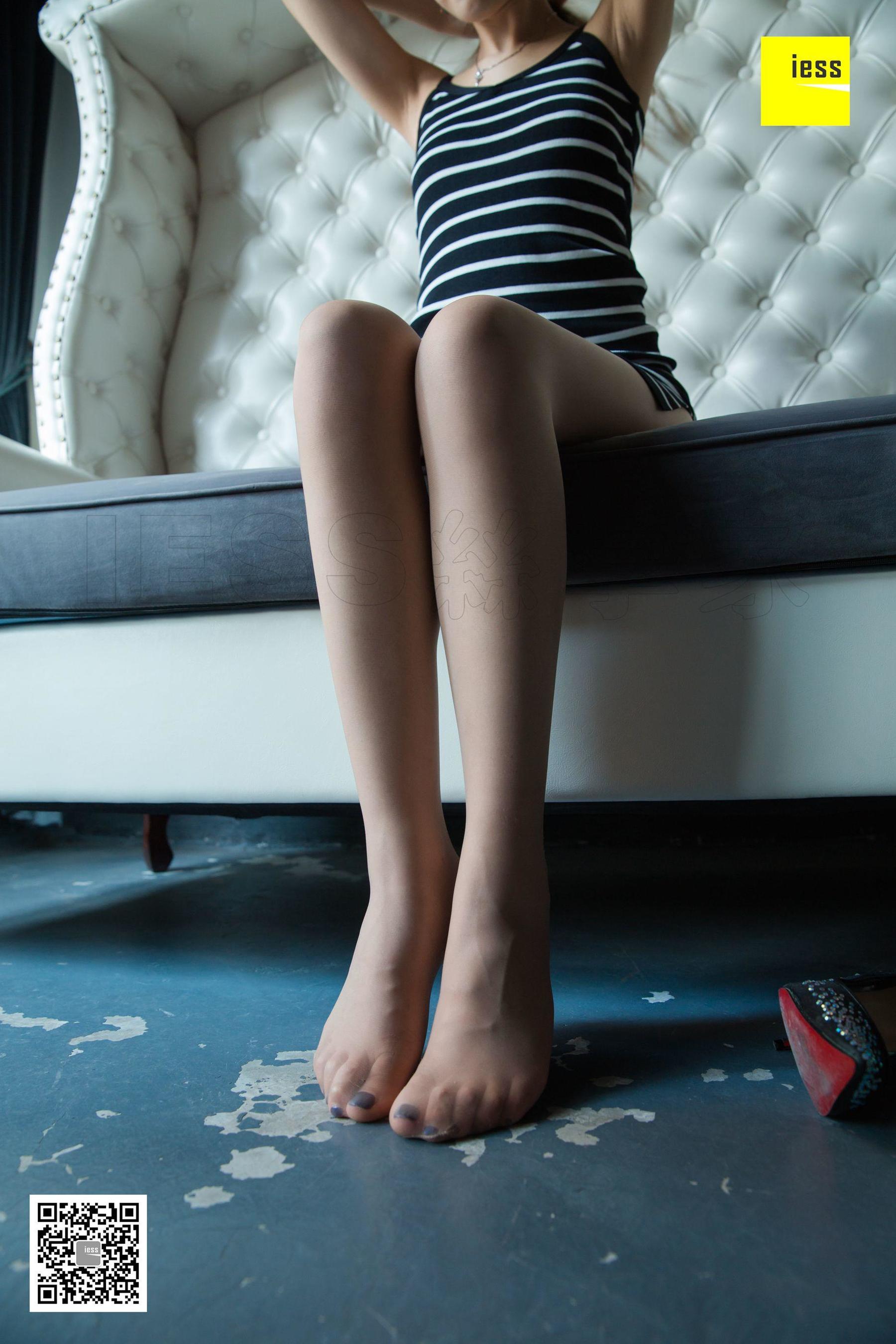 九妹 《九妹也可以很酷》[异思趣向IESS] 丝享家275 写真集