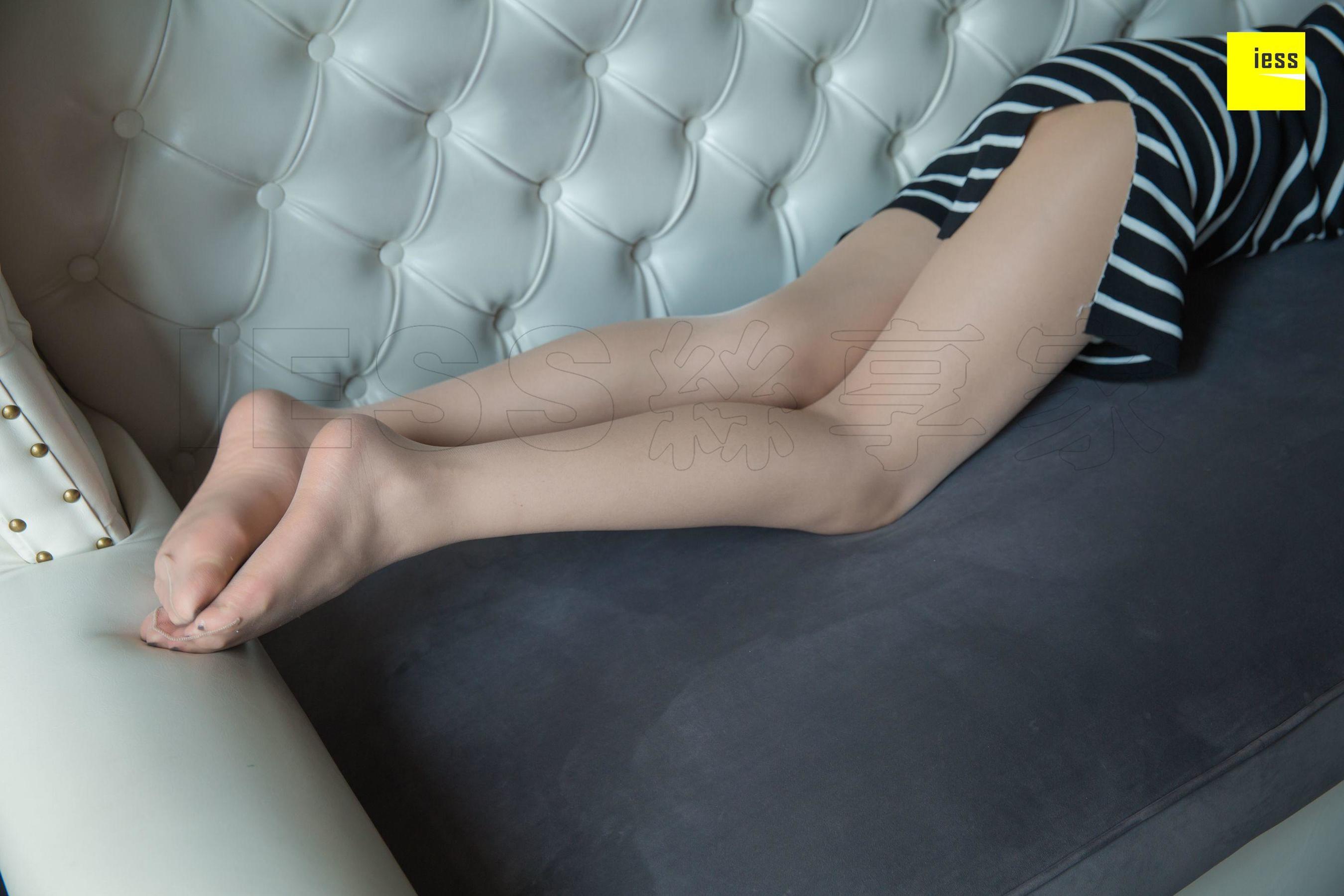 九妹 《九妹也可以很酷》[异思趣向IESS] 丝享家275 写真集