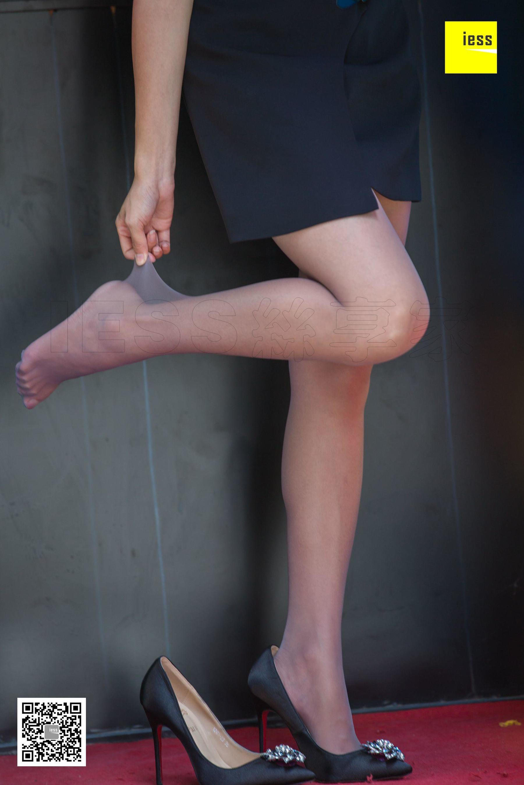 婉萍 《婉萍知性超高跟灰丝》[异思趣向IESS] 丝享家276 写真集