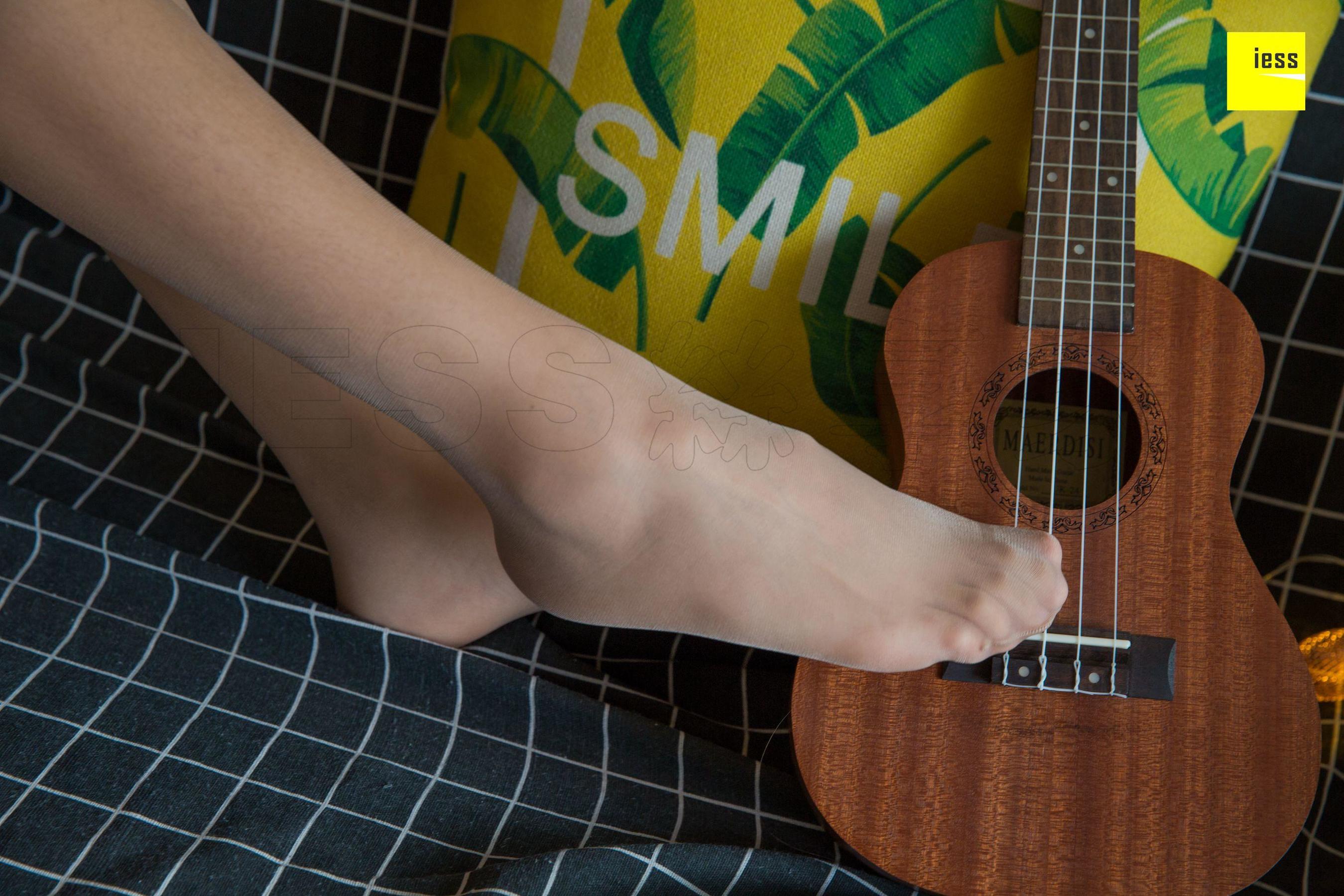 东东 《尤克里里肉丝协奏曲》[异思趣向IESS] 丝享家277 写真集