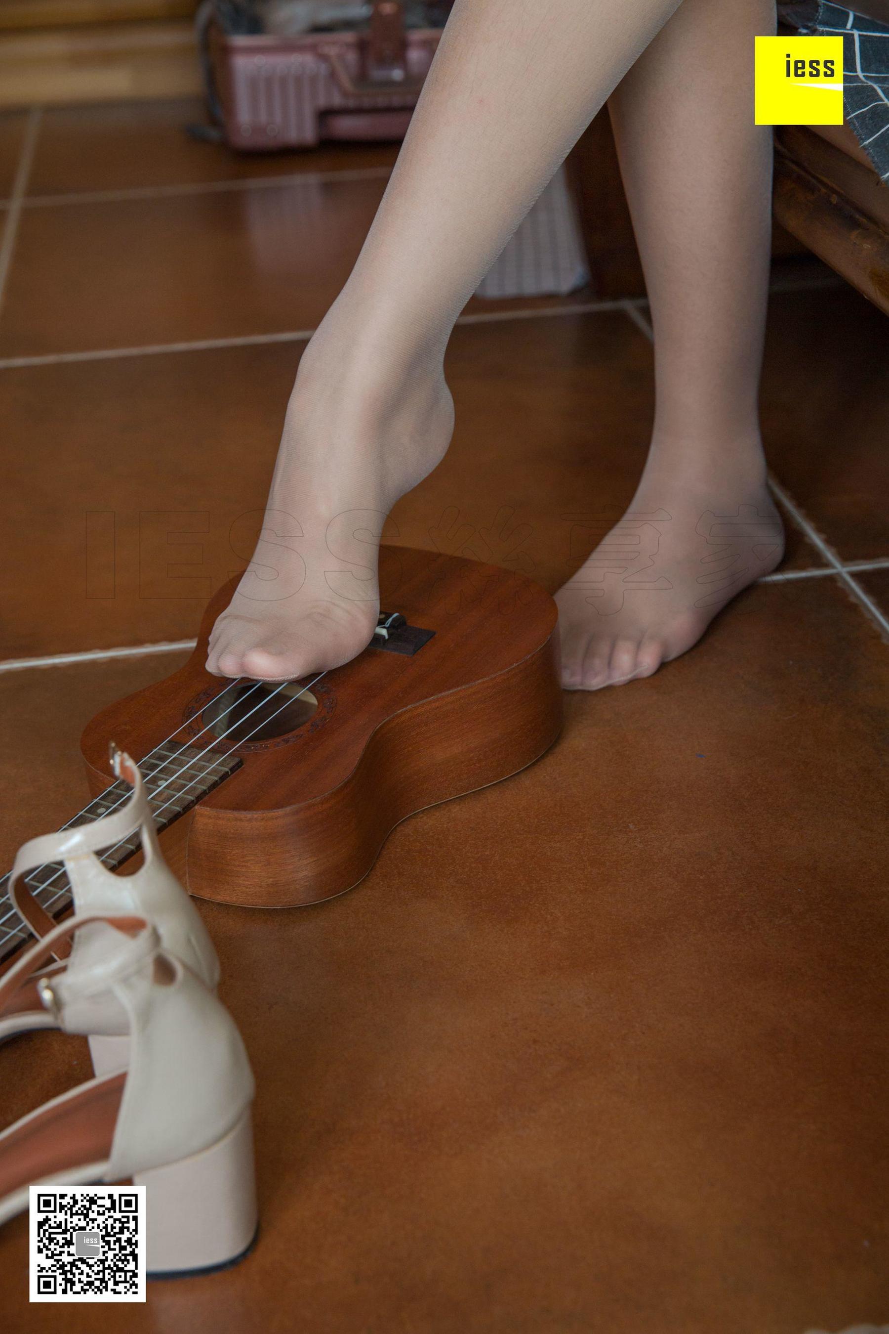 东东 《尤克里里肉丝协奏曲》[异思趣向IESS] 丝享家277 写真集