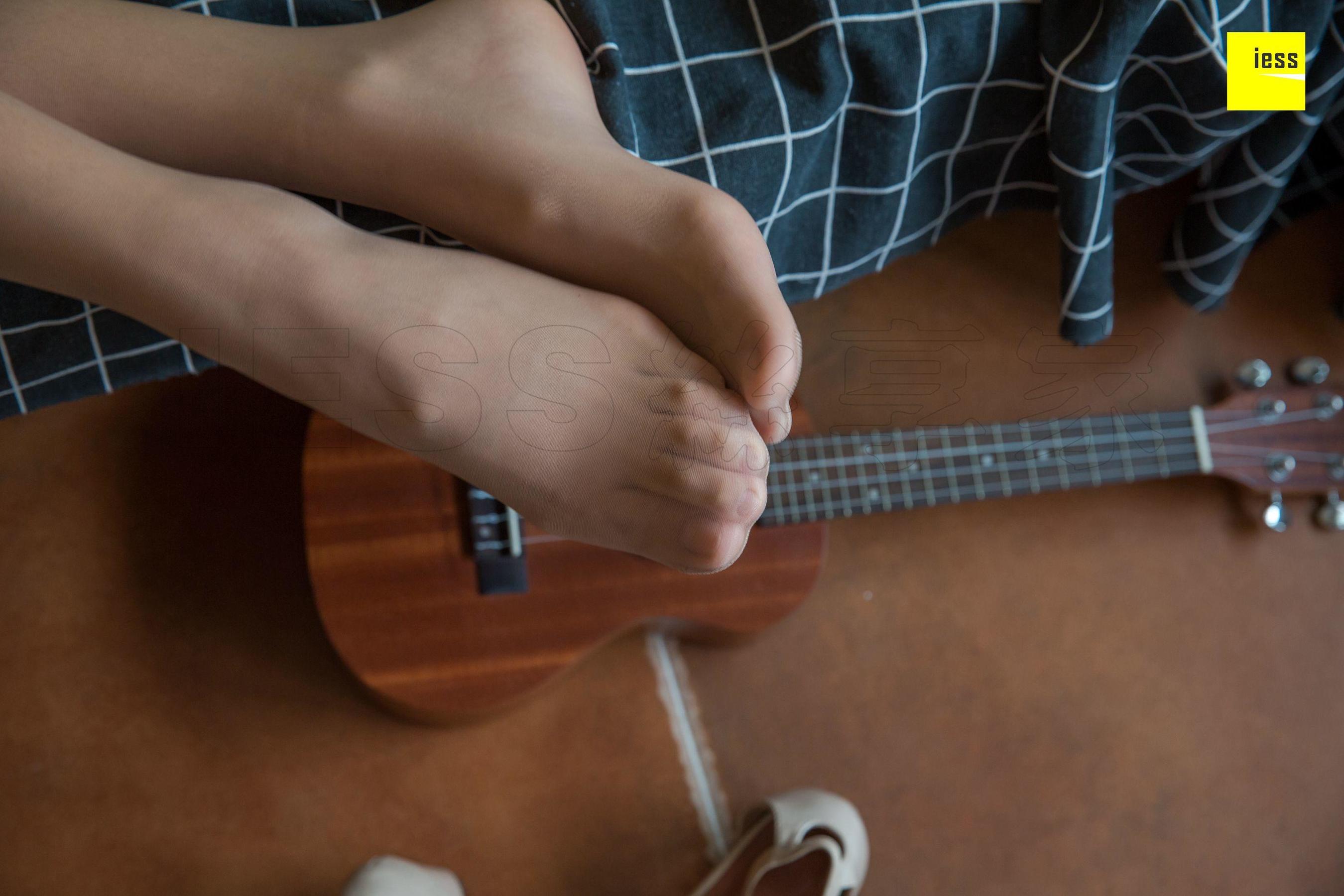 东东 《尤克里里肉丝协奏曲》[异思趣向IESS] 丝享家277 写真集