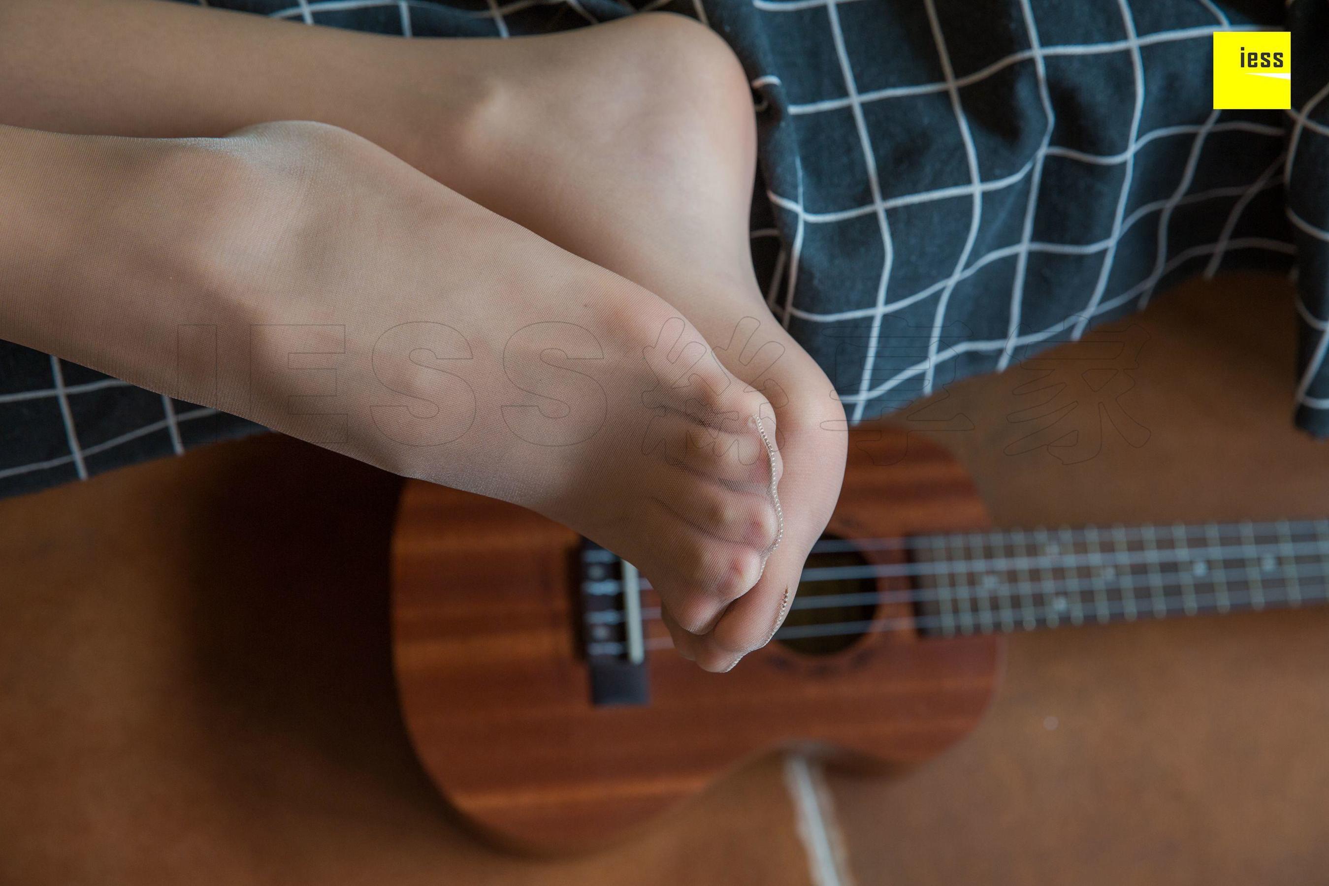 东东 《尤克里里肉丝协奏曲》[异思趣向IESS] 丝享家277 写真集