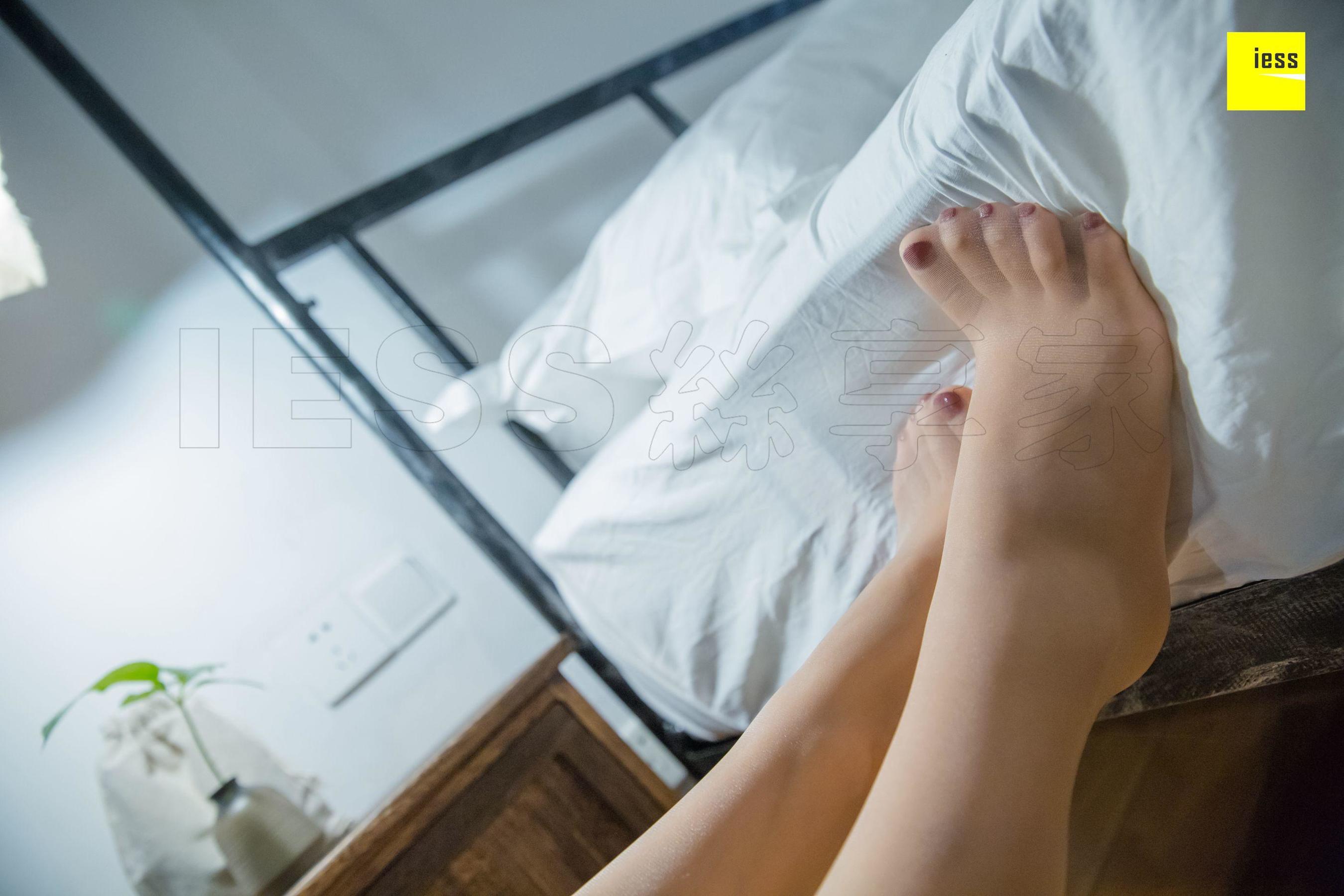 秋秋 《傍晚的欲望时光》[异思趣向IESS] 丝享家287 写真集