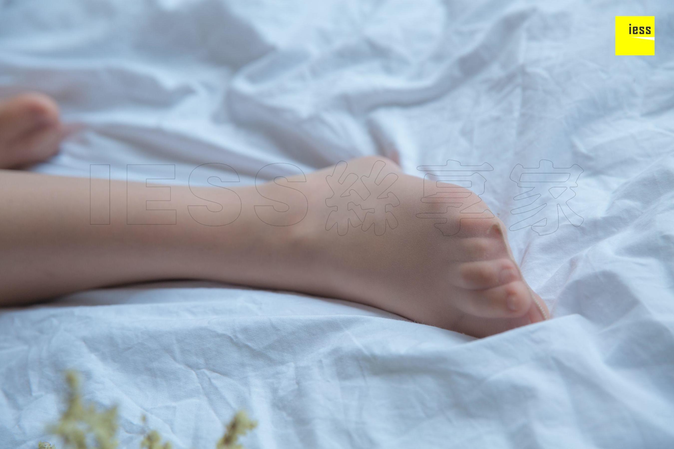 文欣 《百叶窗下的秘密》[异思趣向IESS] 丝享家293 写真集