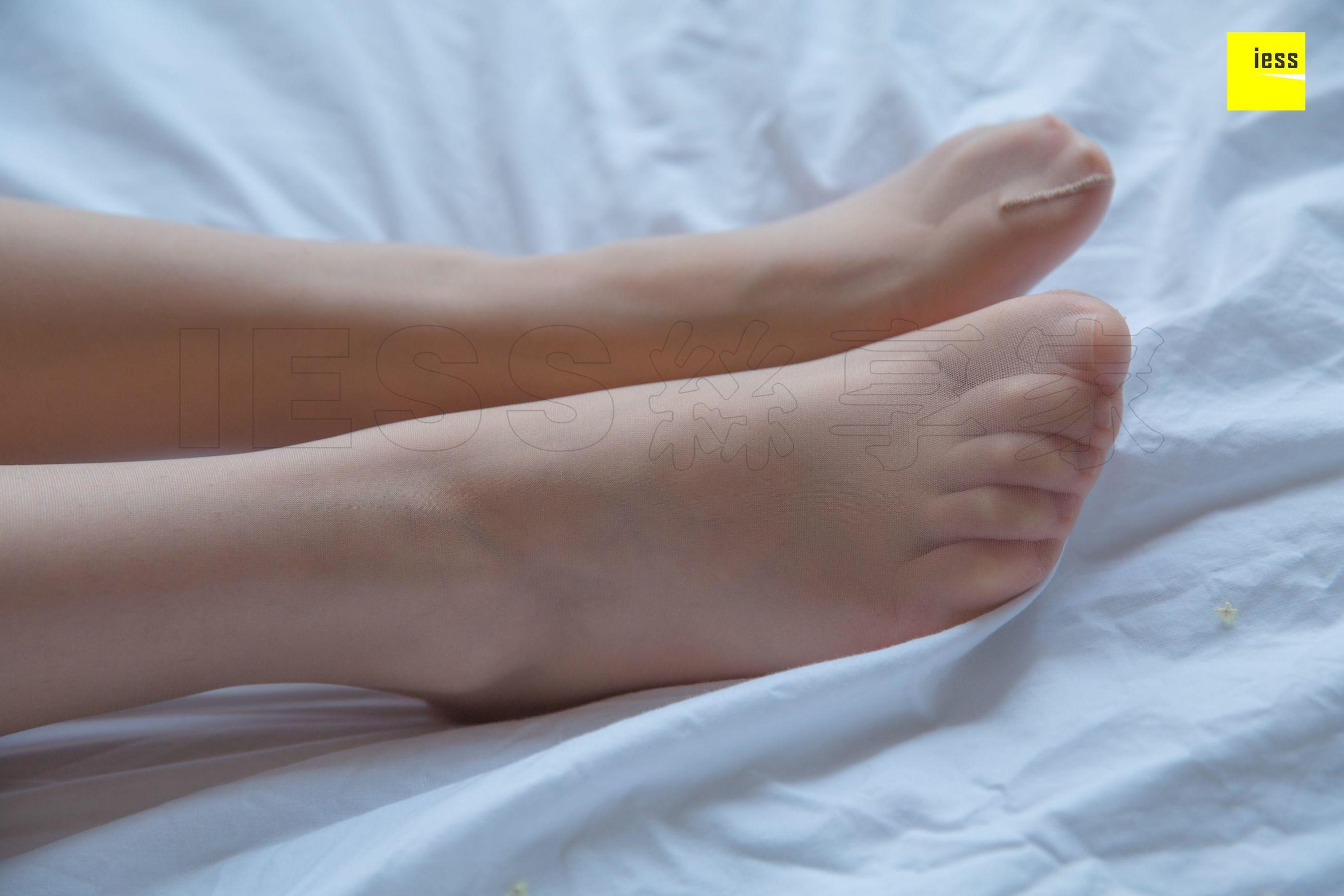 文欣 《百叶窗下的秘密》[异思趣向IESS] 丝享家293 写真集