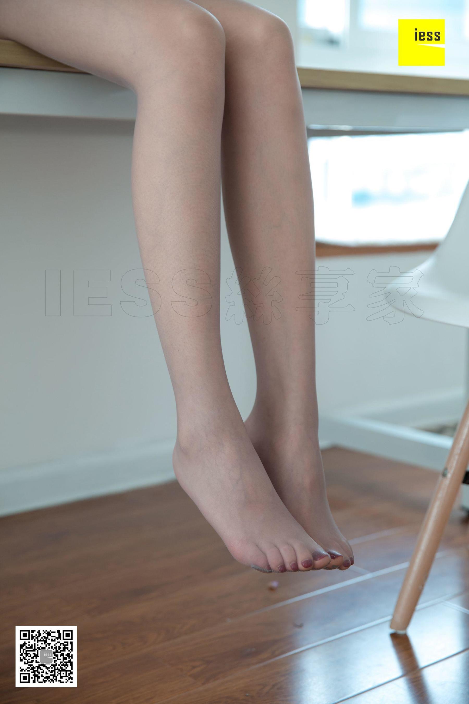 七七 《七七超高跟灰丝》[异思趣向IESS] 丝享家295 写真集