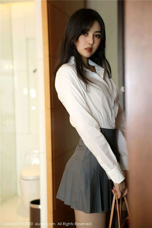 XiuRen秀人网No.2330韩静安首套写真