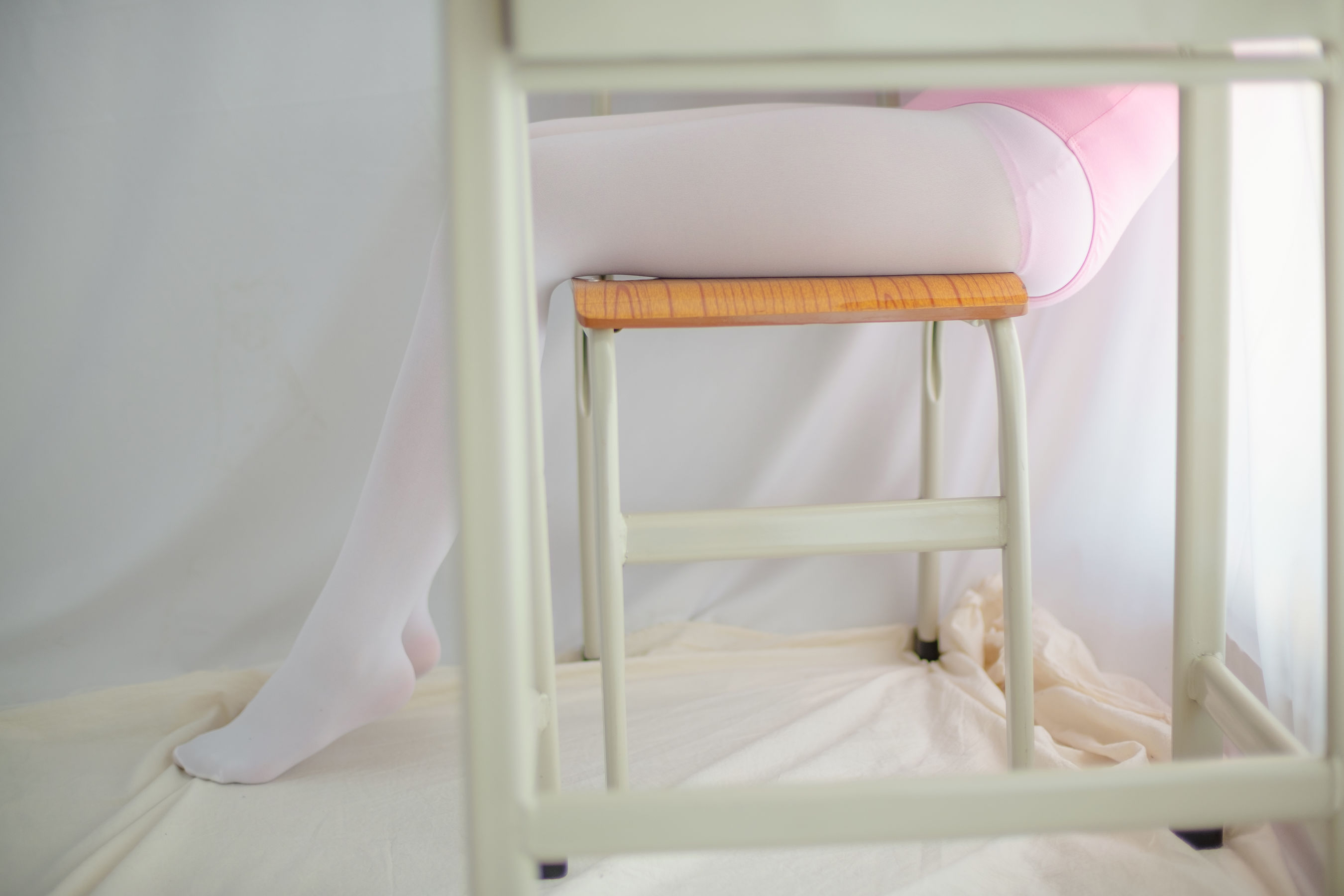 《白丝粉红少女》 [森萝财团] R15-012 写真集