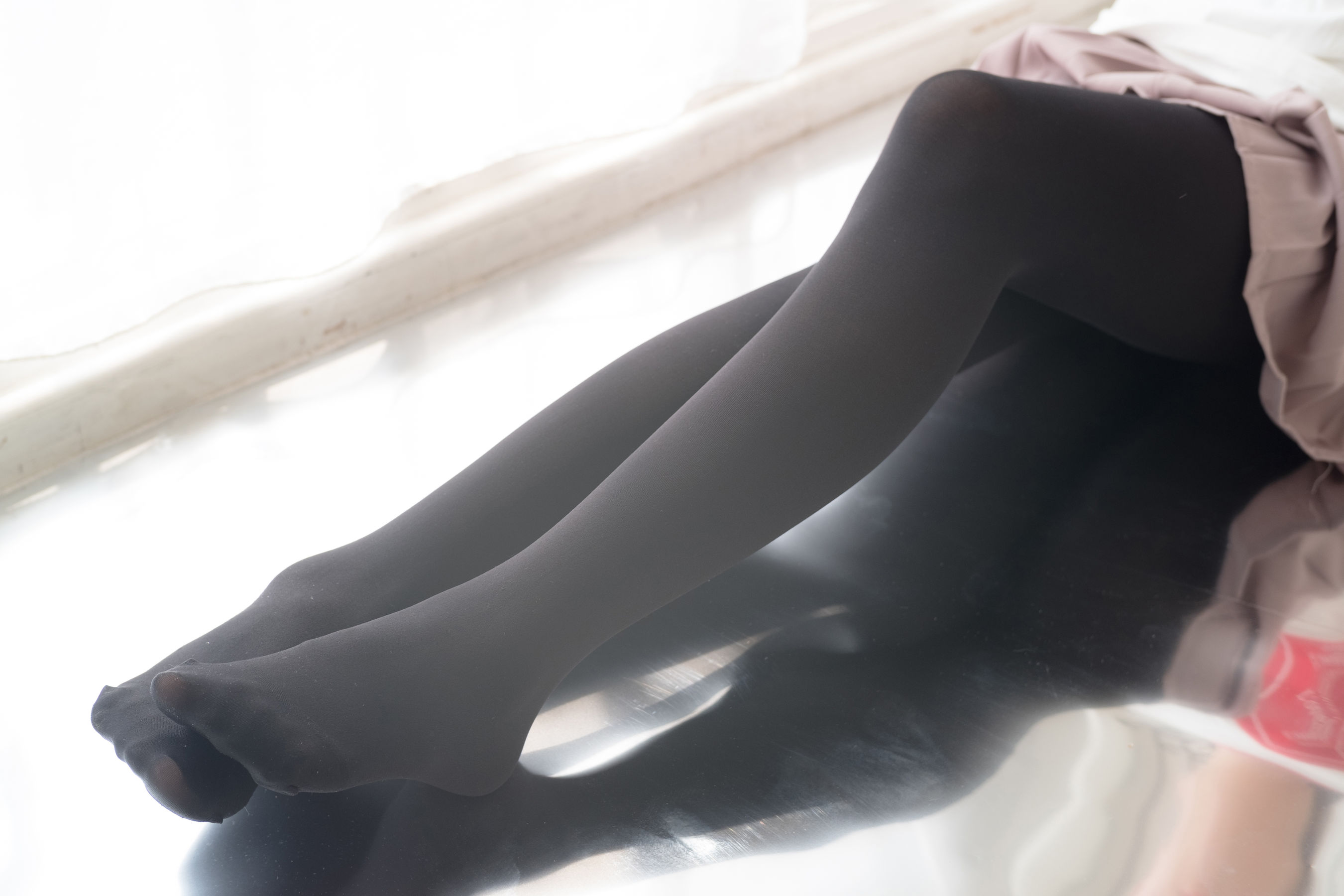 《慢慢脱下你的黑丝》 [森萝财团] R15-029 写真集