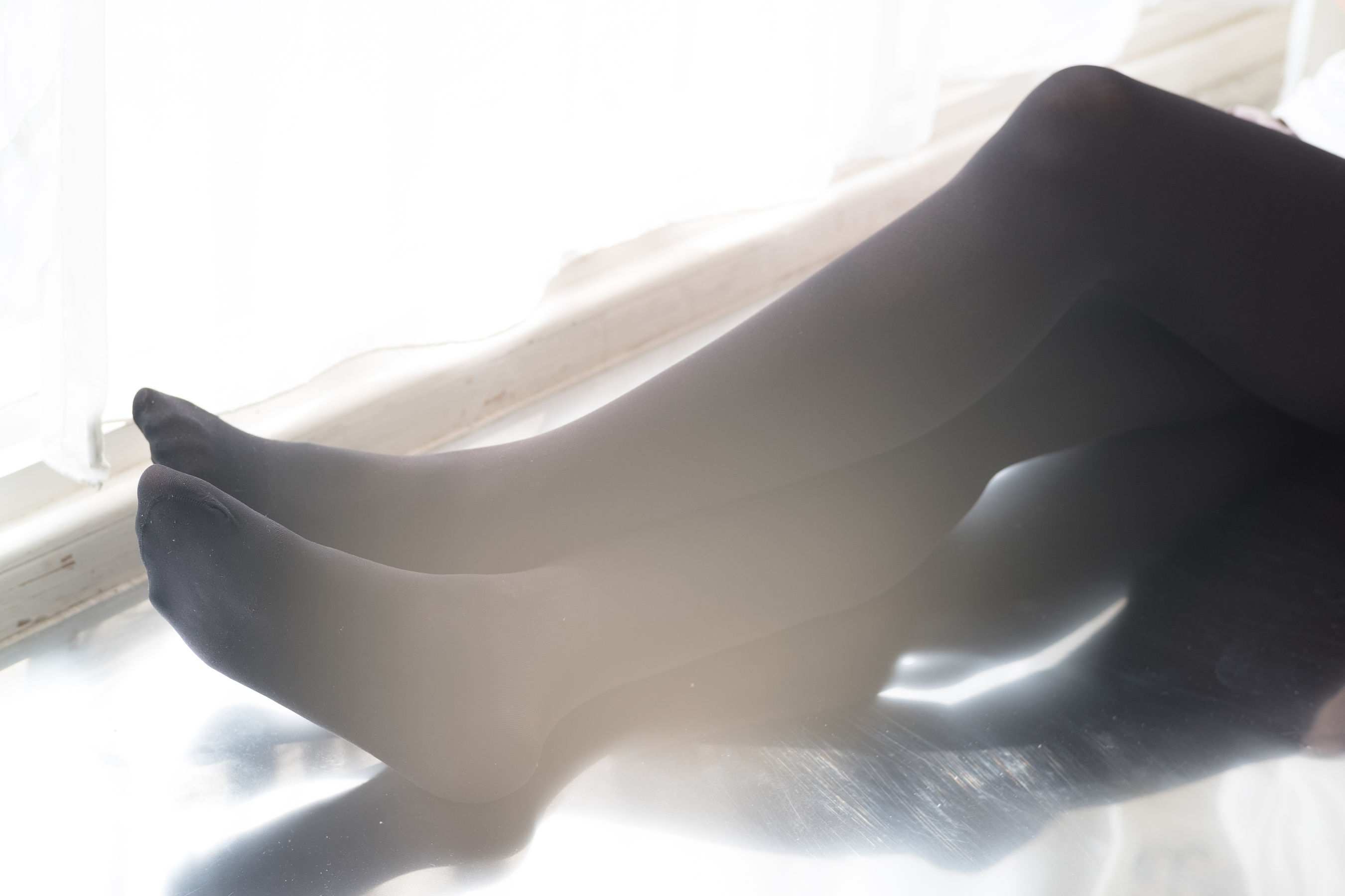 《慢慢脱下你的黑丝》 [森萝财团] R15-029 写真集