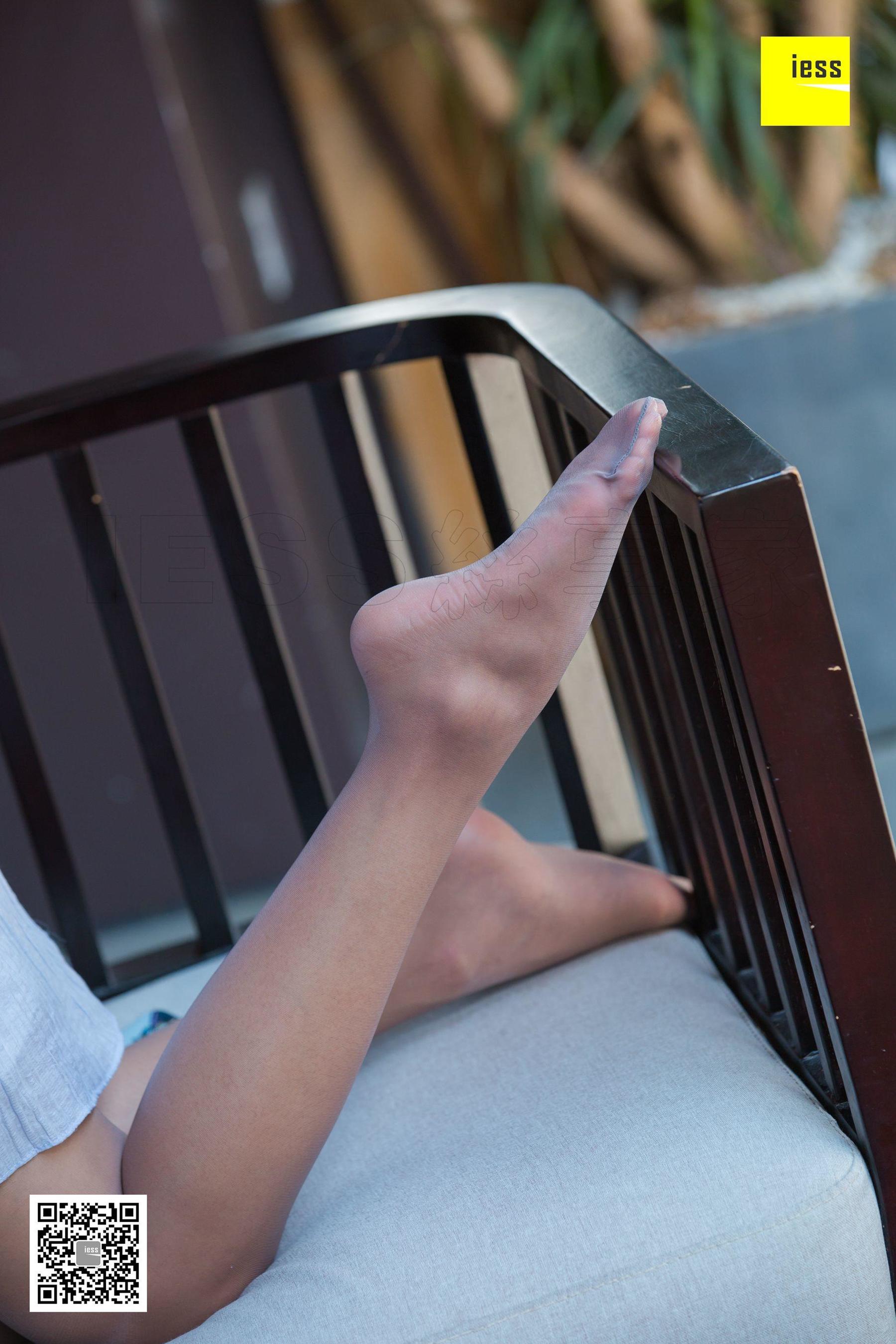 模特婉萍 《婉萍素雅风灰丝》[异思趣向IESS] 写真集