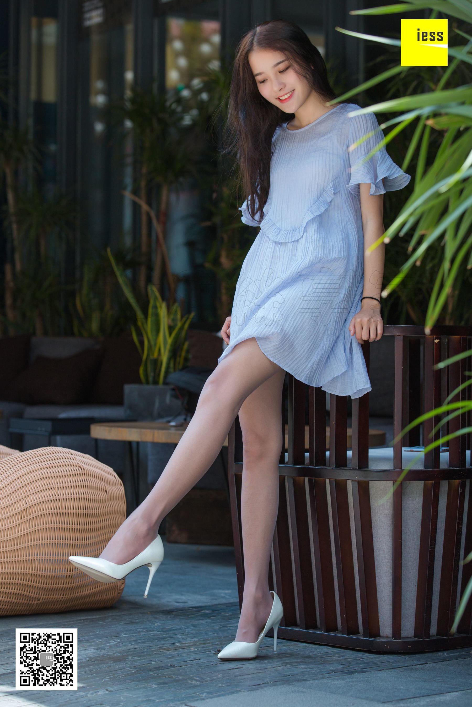 模特婉萍 《婉萍素雅风灰丝》[异思趣向IESS] 写真集