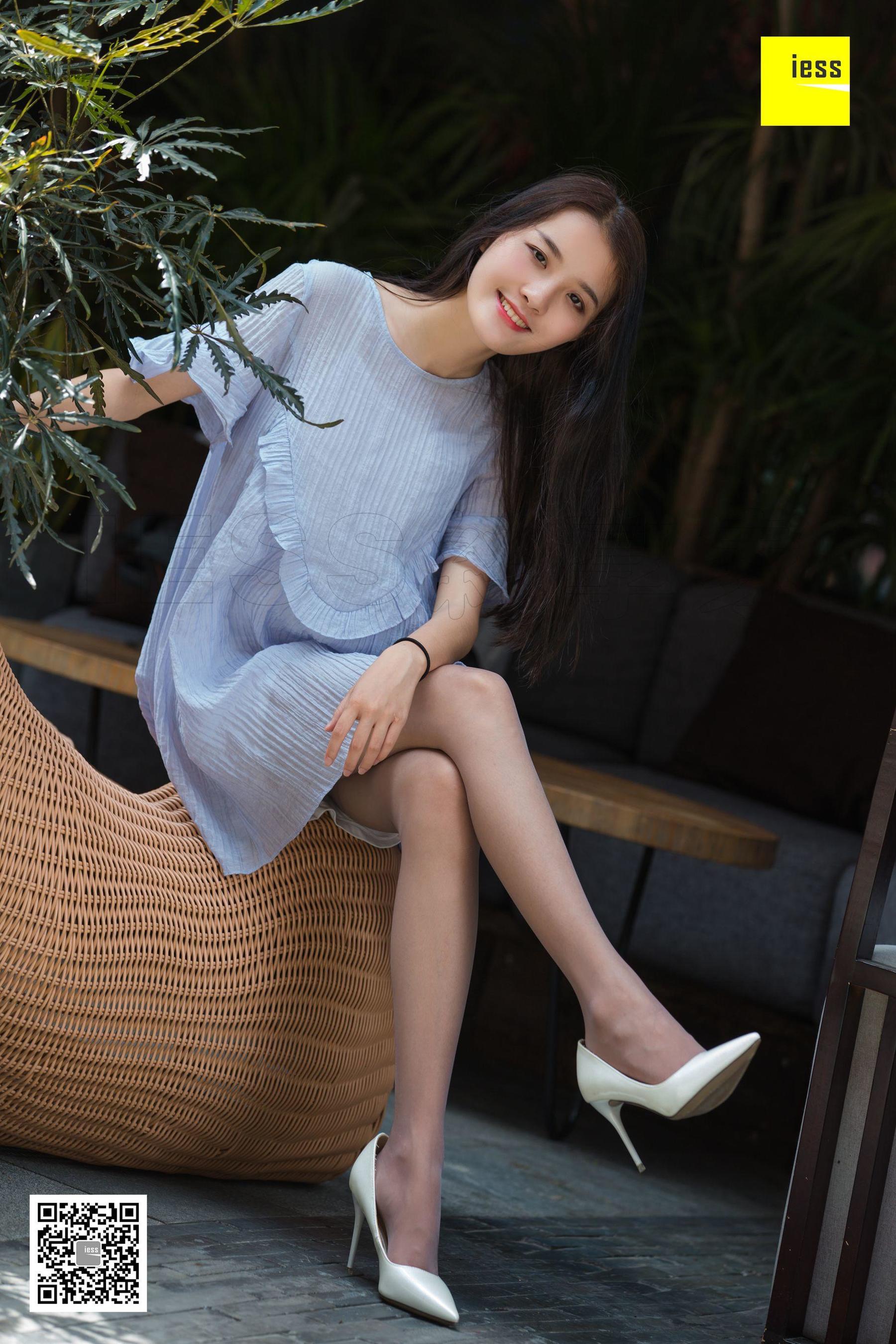 模特婉萍 《婉萍素雅风灰丝》[异思趣向IESS] 写真集