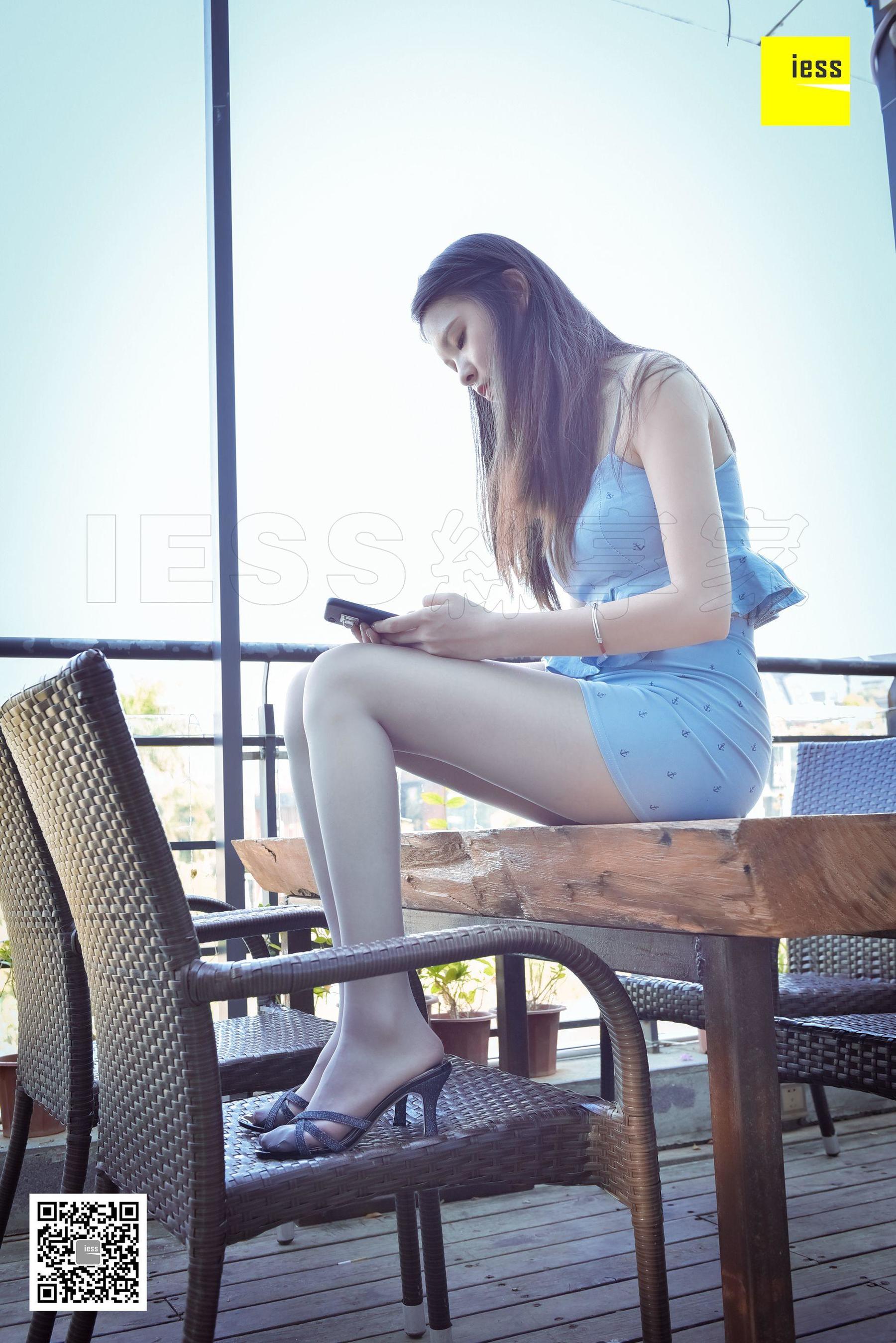 模特七七《七七脚尖加固灰丝》 [异思趣向IESS] 写真集