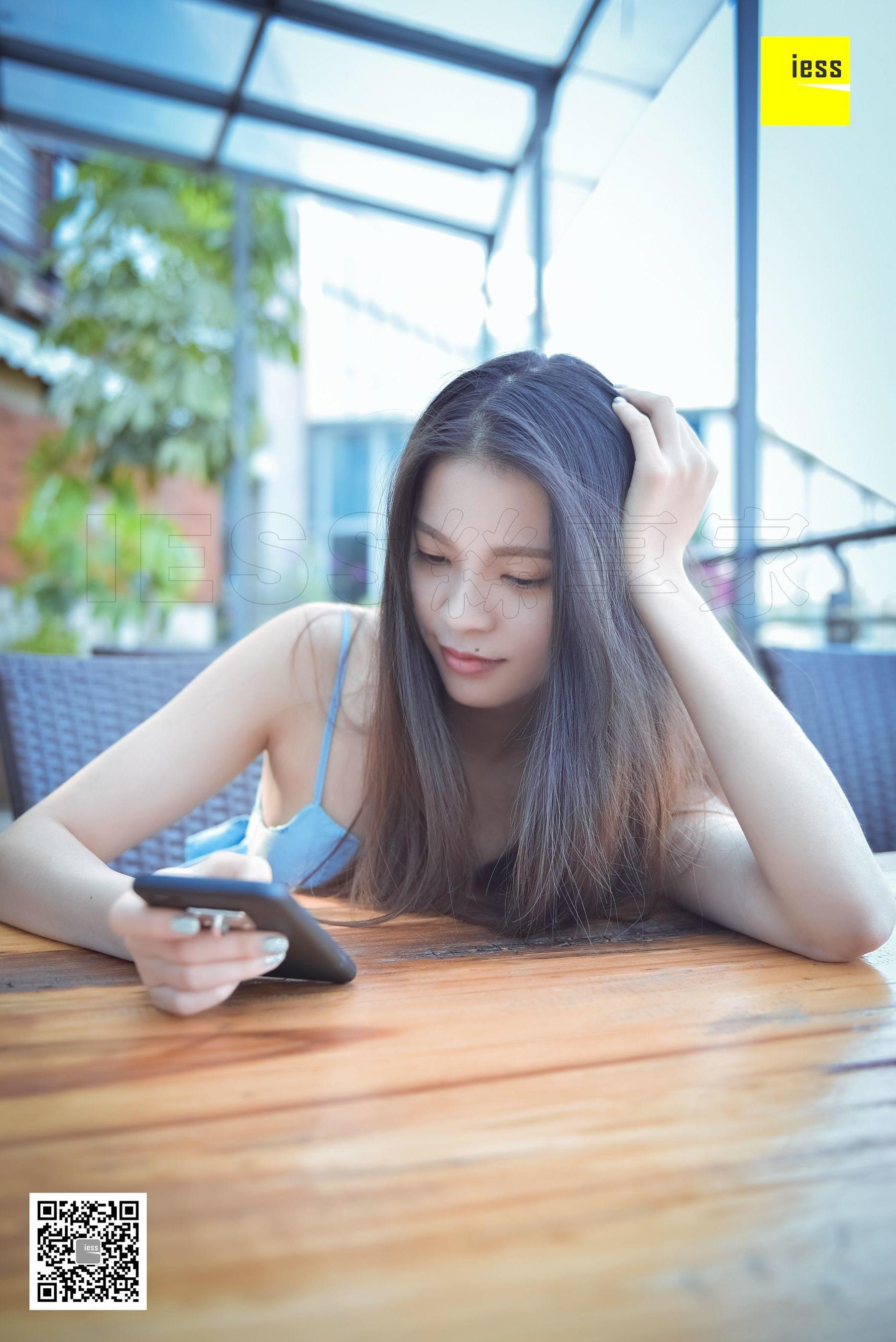 模特七七《七七脚尖加固灰丝》 [异思趣向IESS] 写真集