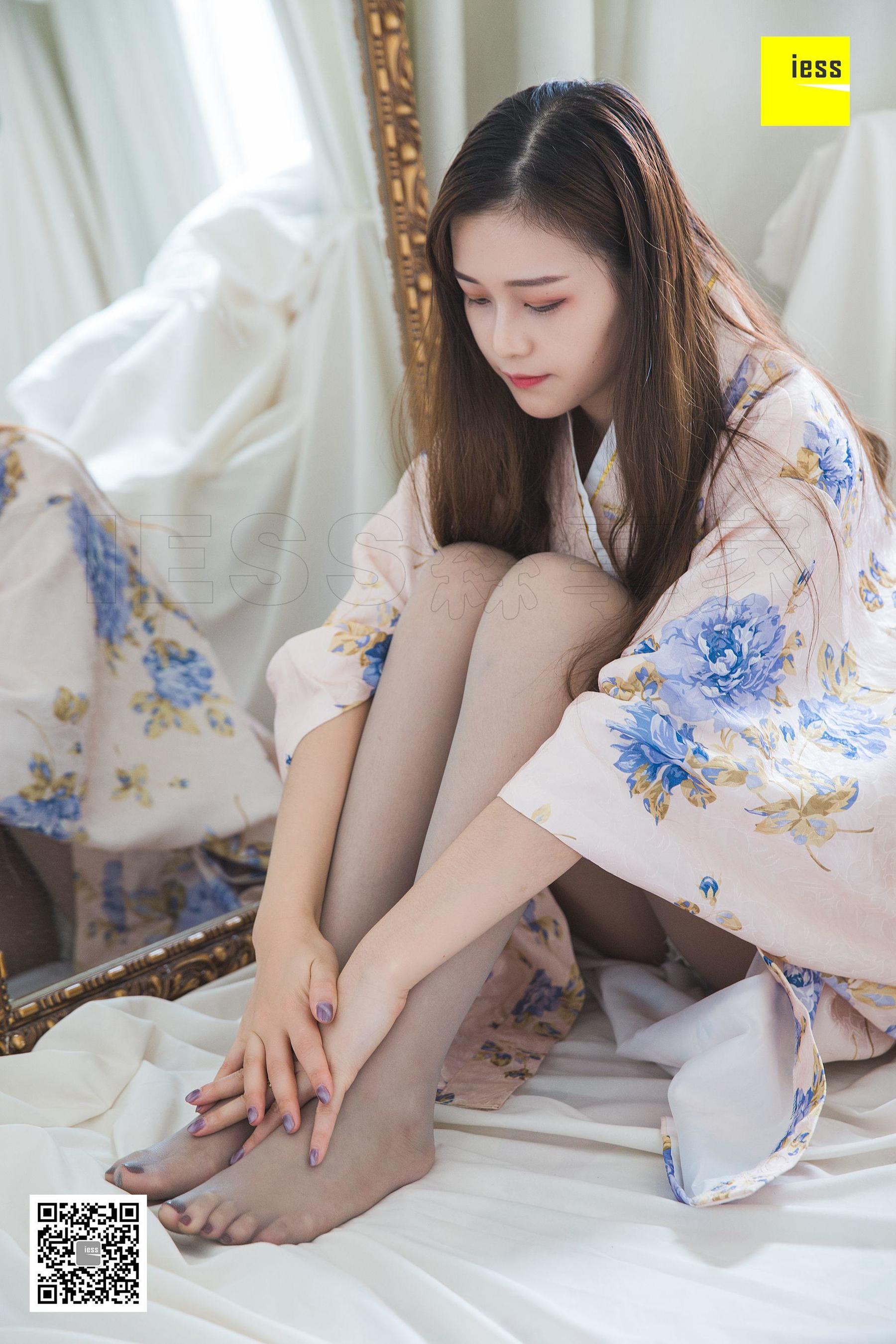 模特九妹《九妹和服灰丝》 [异思趣向IESS] 写真集