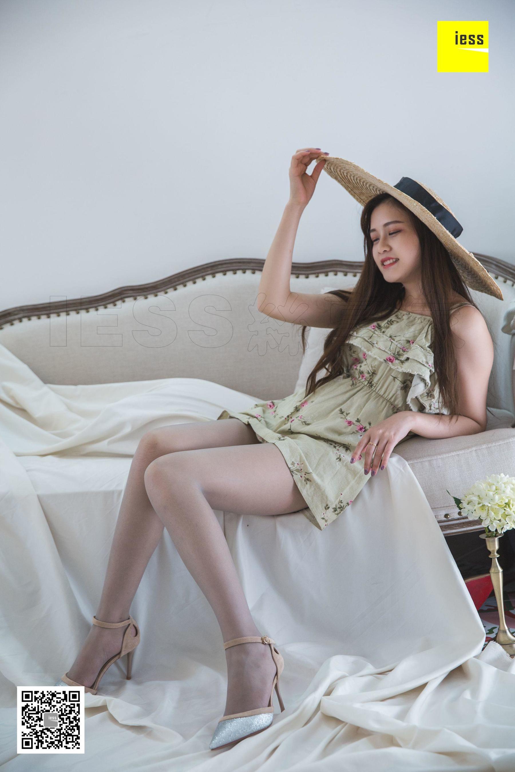 模特九妹《九妹碎花裙灰丝》 [异思趣向IESS] 写真集