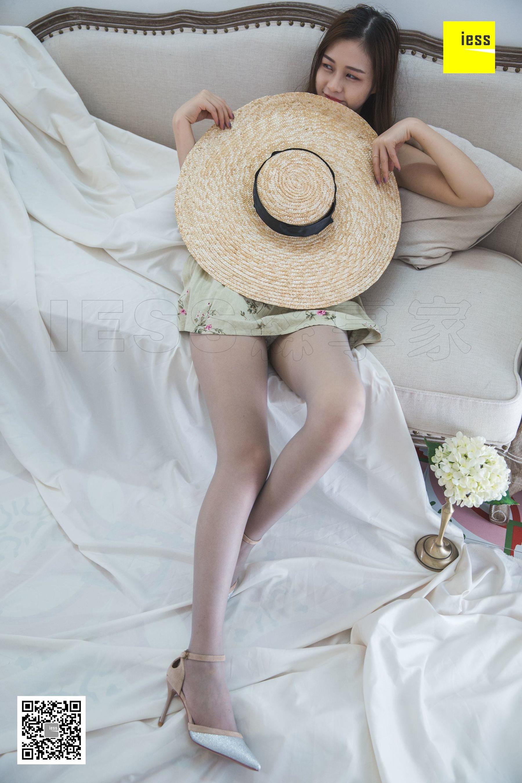 模特九妹《九妹碎花裙灰丝》 [异思趣向IESS] 写真集