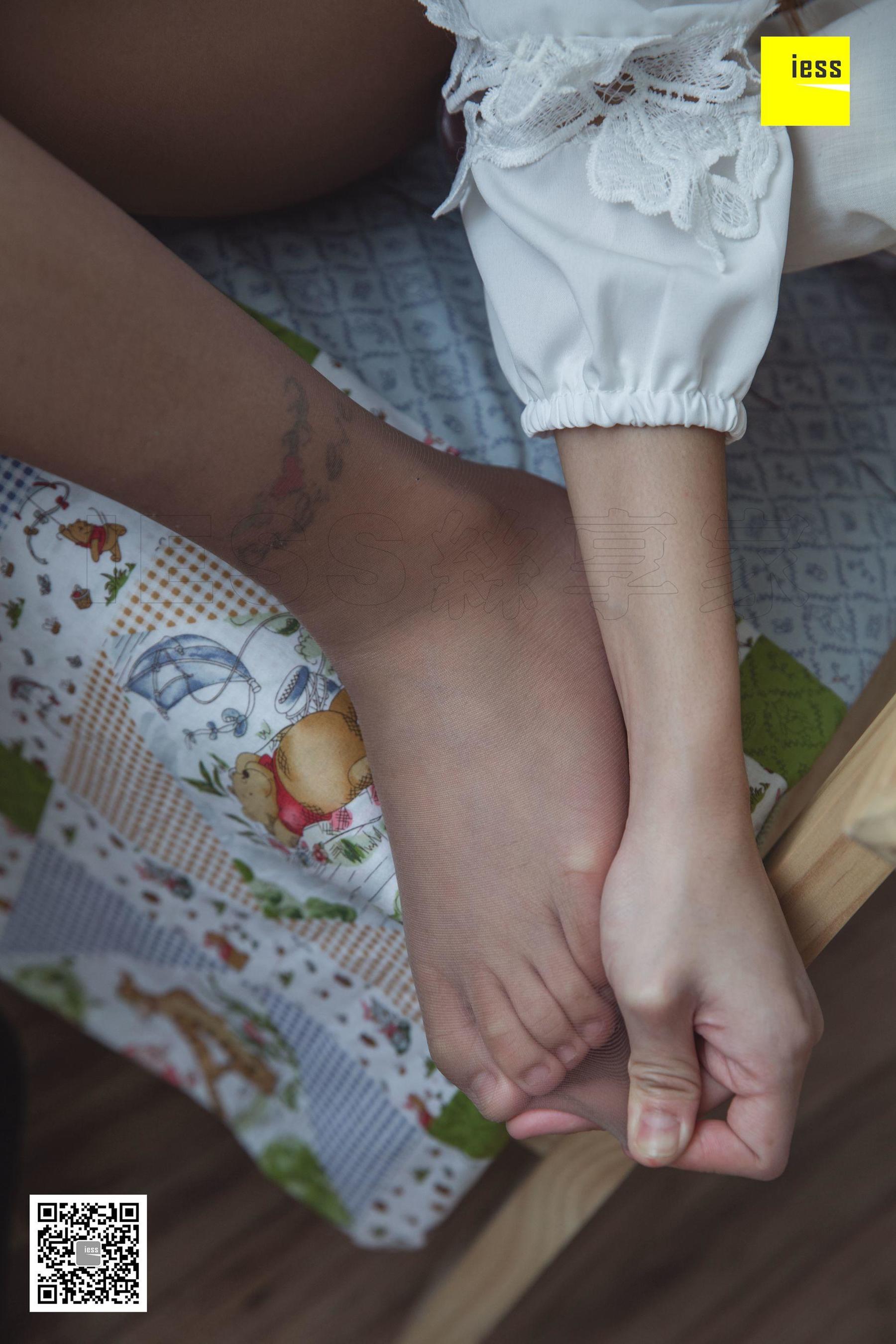 模特小韩《新模洋娃娃小韩》 [异思趣向IESS] 写真集