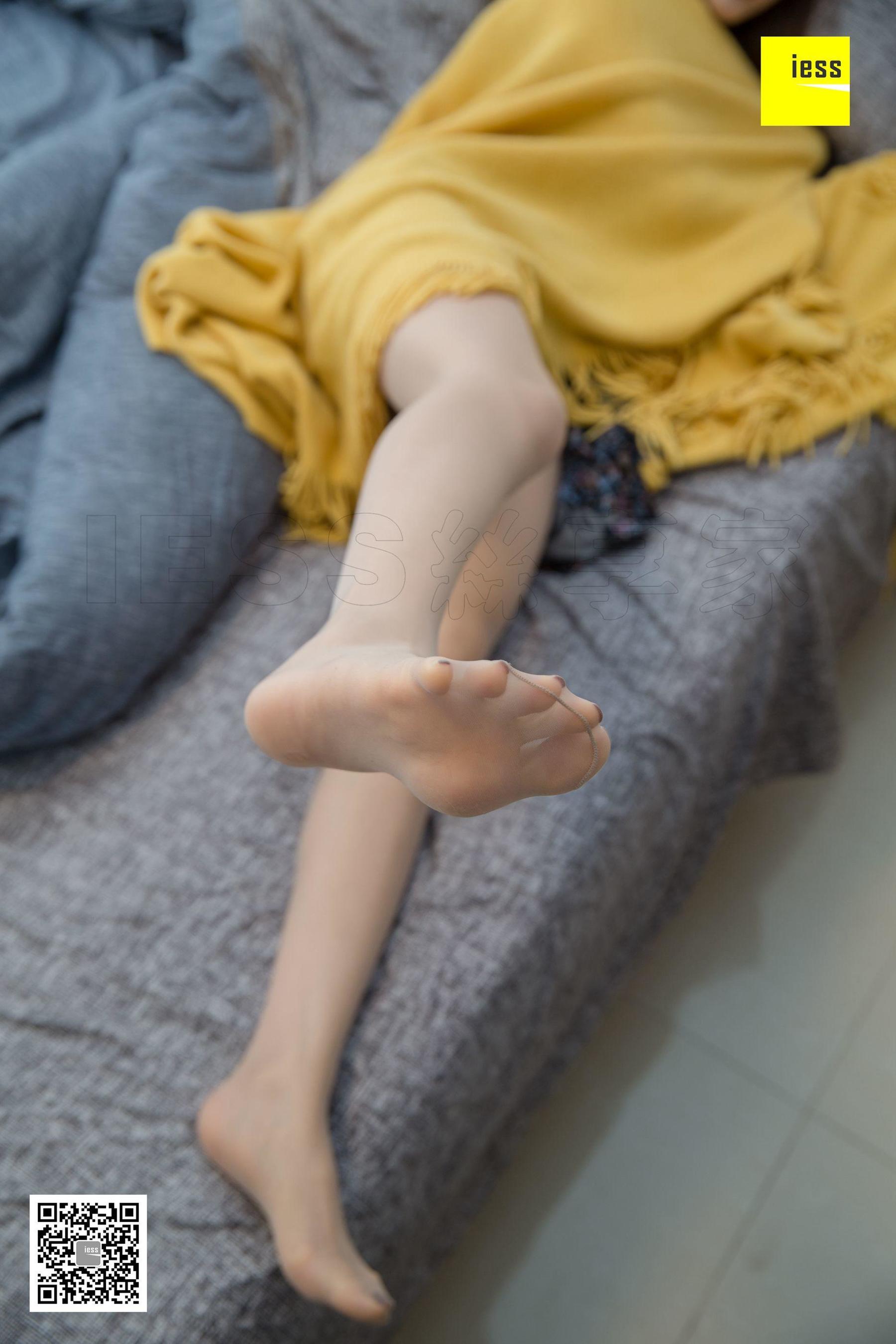 模特九妹 《刚起床的九妹》 [异思趣向IESS] 写真集