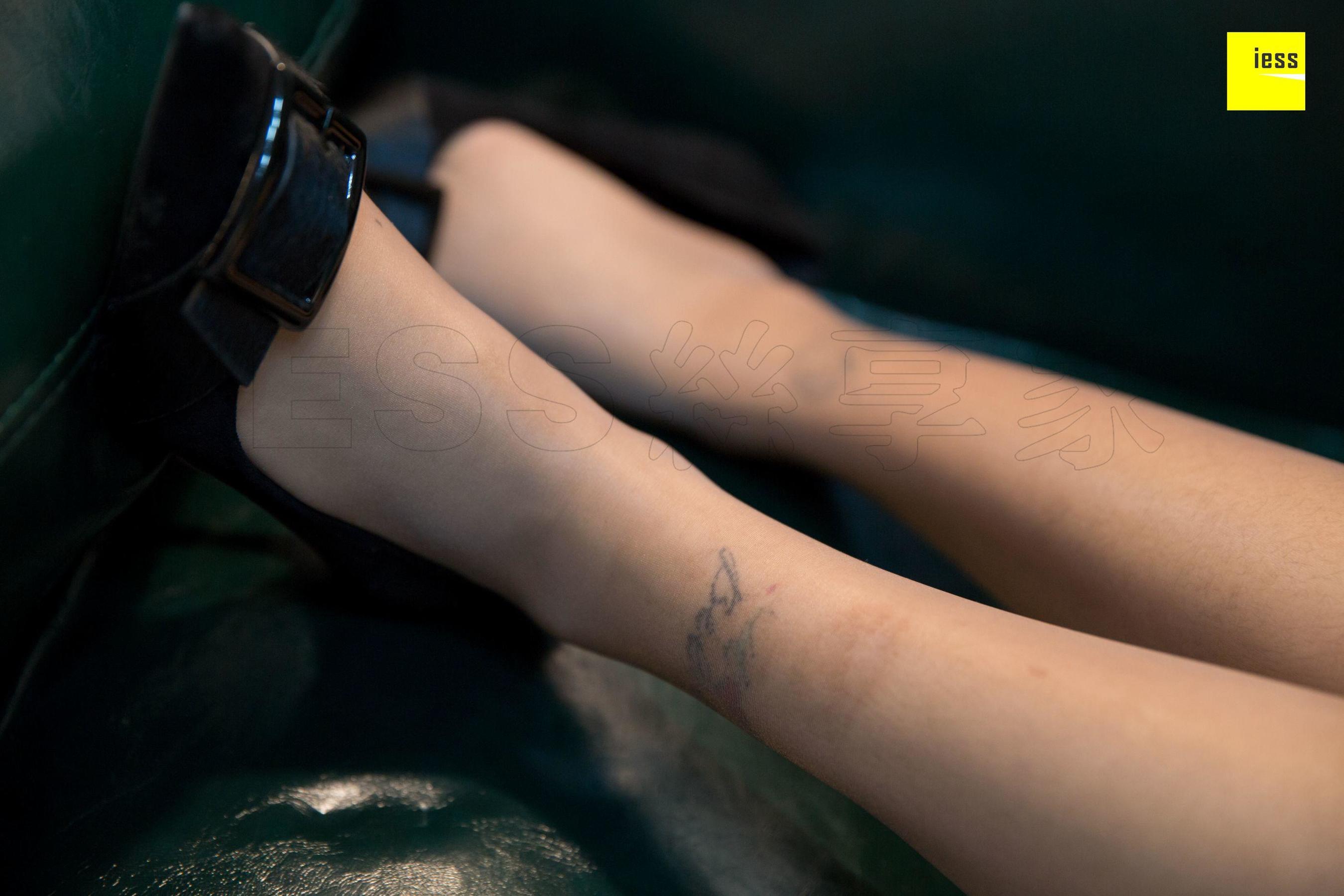 模特小韩 《长靴换高跟》[异思趣向IESS]  写真集