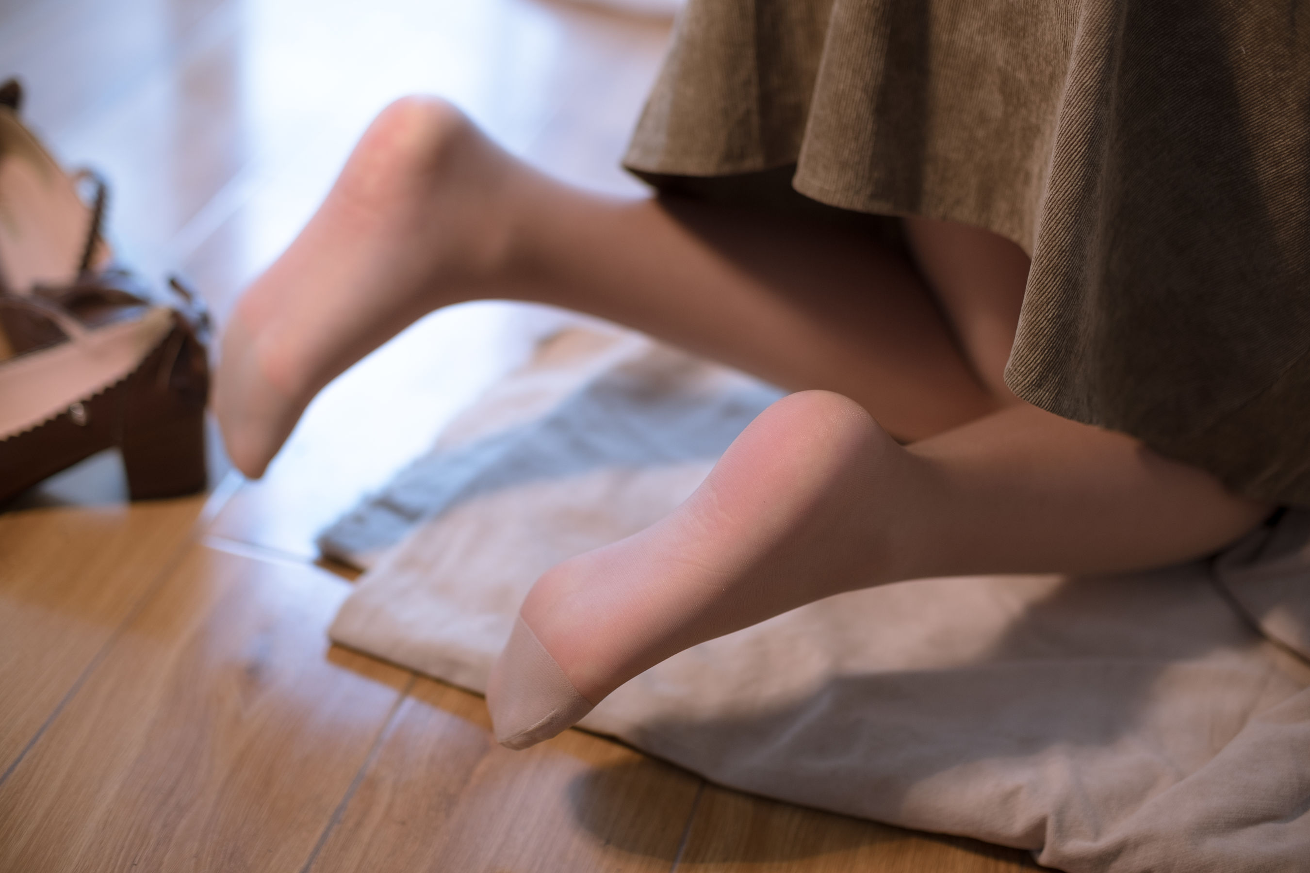 《暧暧的肉丝》 [森萝财团] X-001 写真集