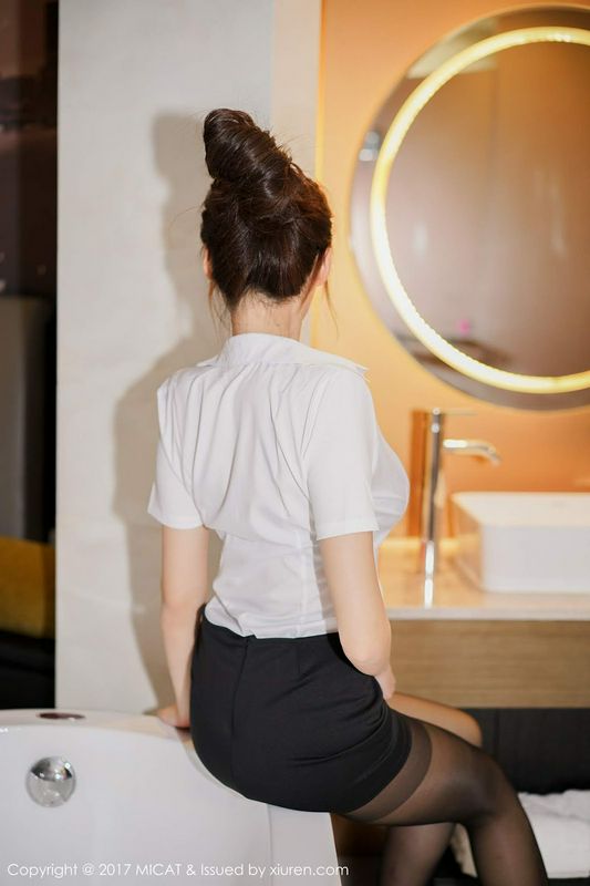 性感女神土肥圆矮挫穷火辣小秘书打扮让人怎么好好工作