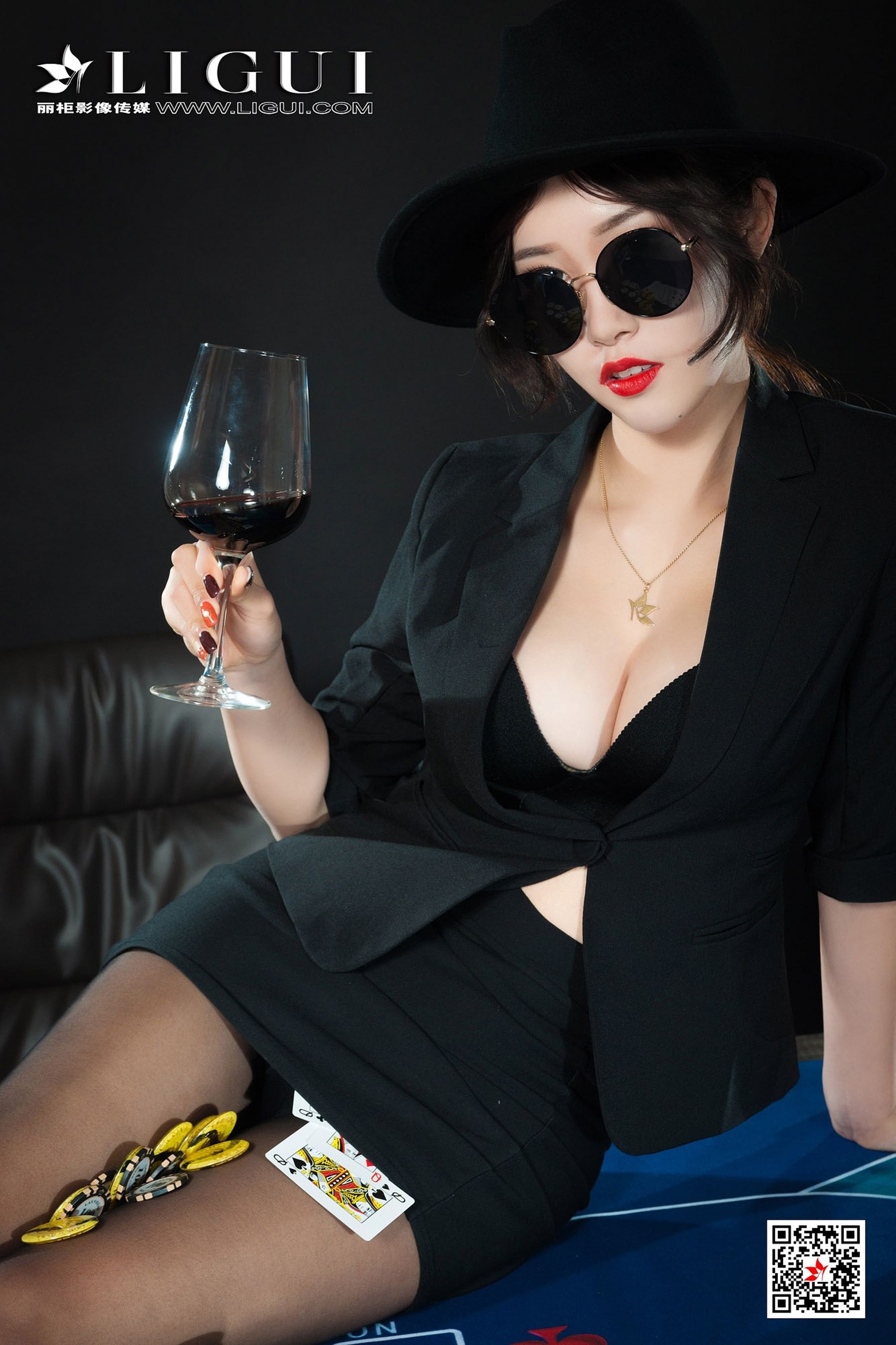 腿模筱筱《赌场黑丝女王》 [丽柜Ligui] 写真集