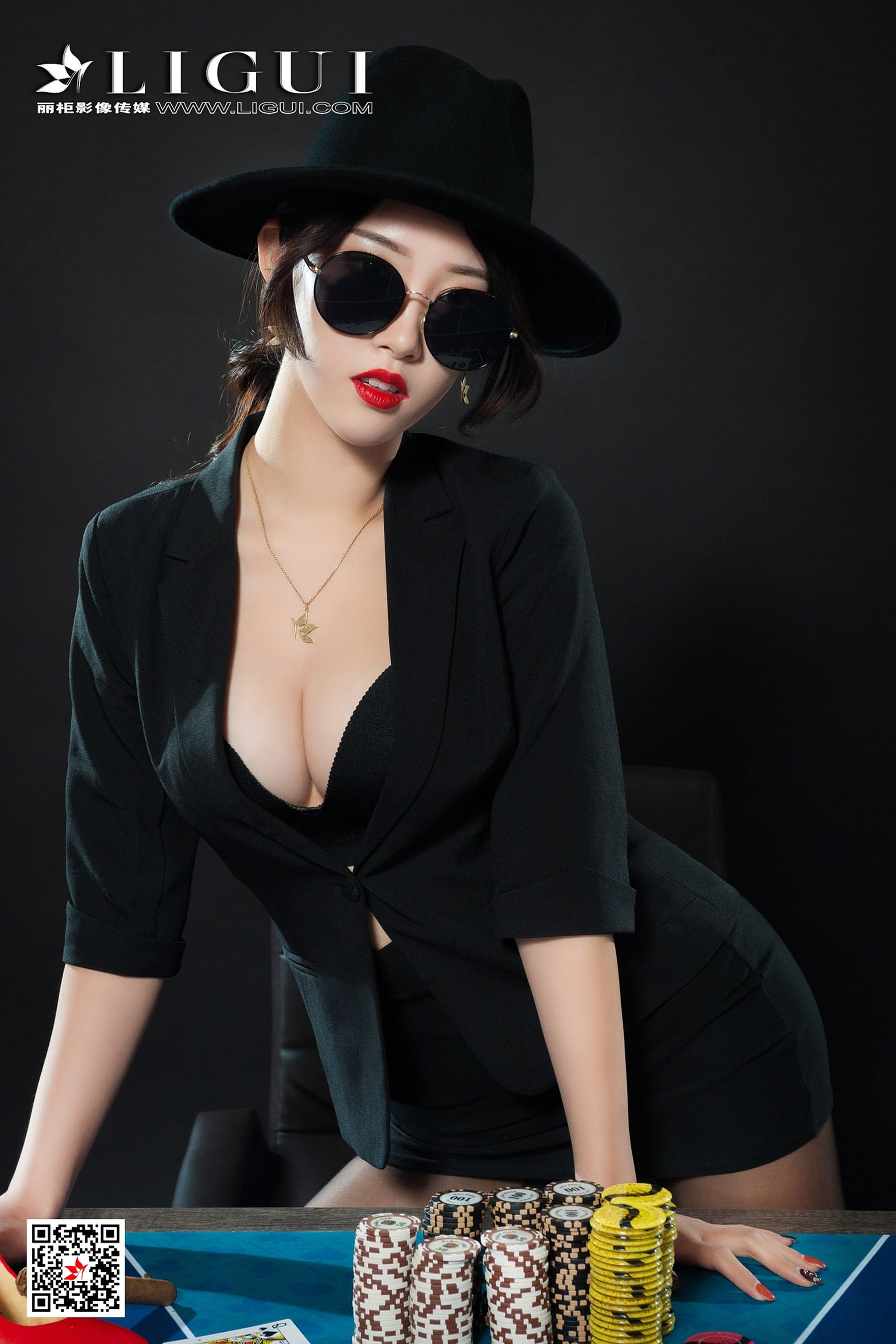 腿模筱筱《赌场黑丝女王》 [丽柜Ligui] 写真集
