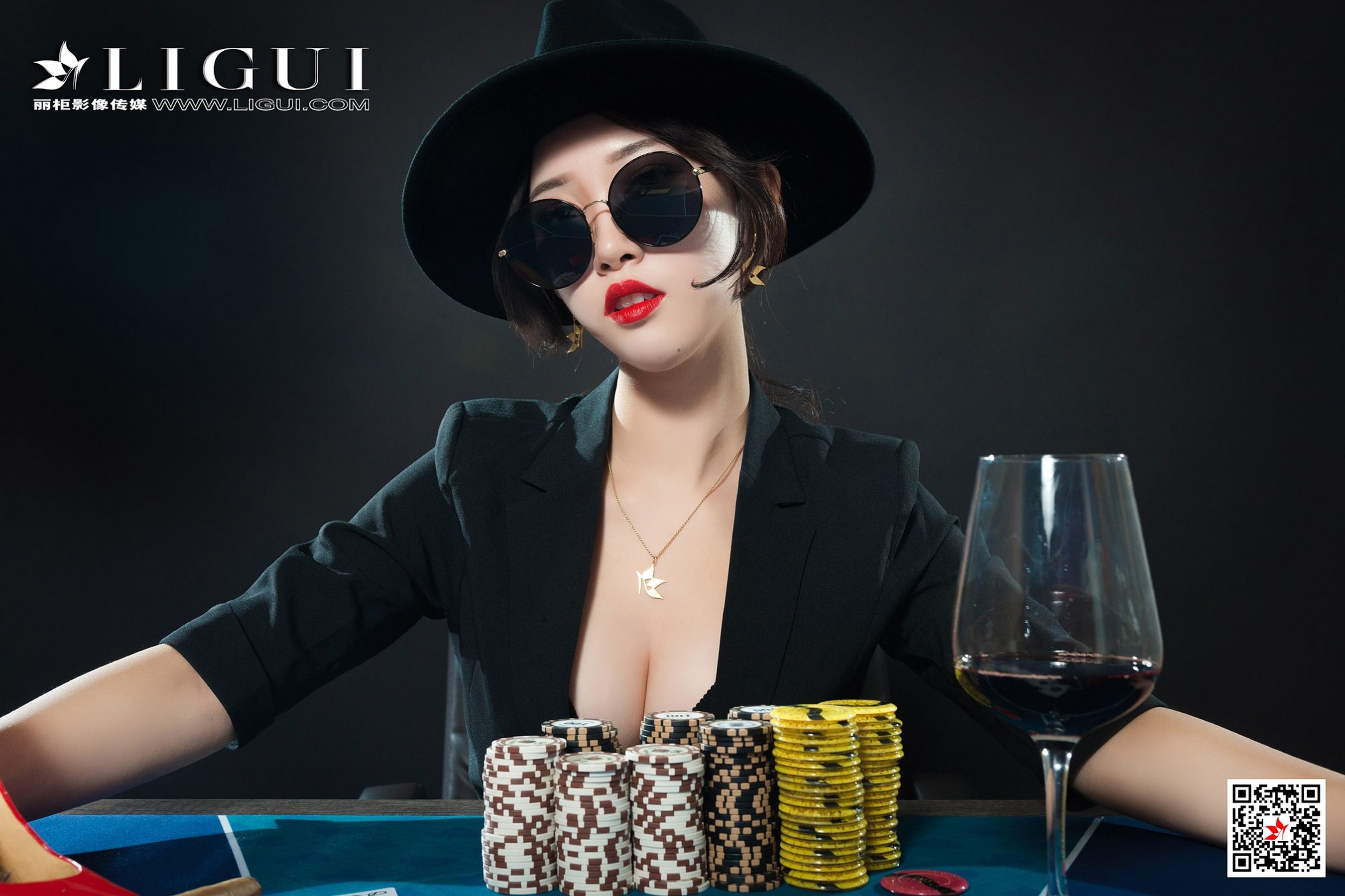 腿模筱筱《赌场黑丝女王》 [丽柜Ligui] 写真集
