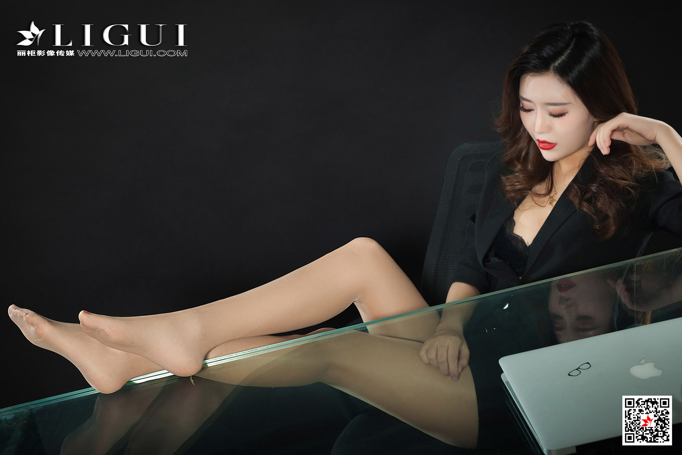 腿模阿宁《御姐OL》 [丽柜Ligui] 网络丽人 写真集