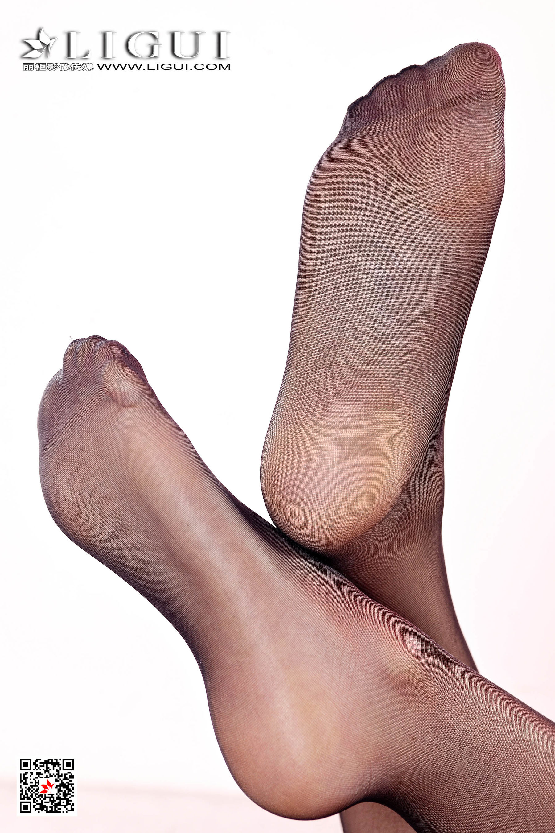 腿模允儿《黑丝大长腿》 [丽柜Ligui] 写真集