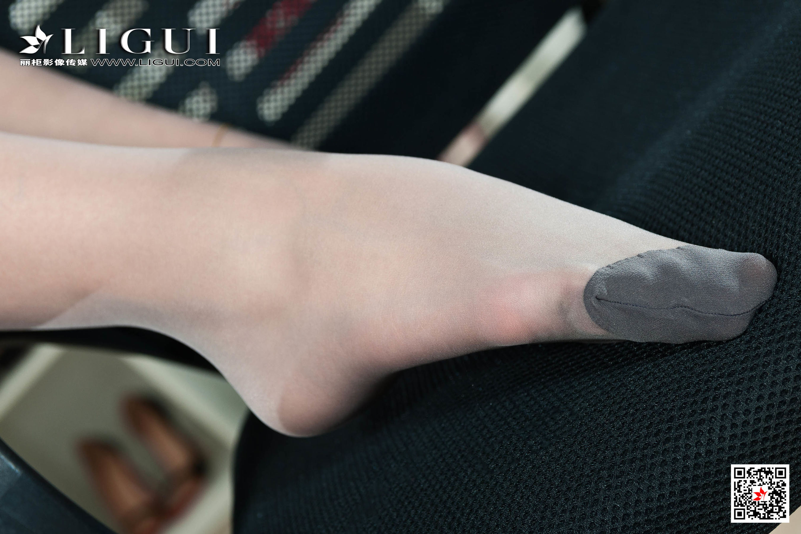 钟晴 《莲丝俏文秘》 [丽柜Ligui]  写真集