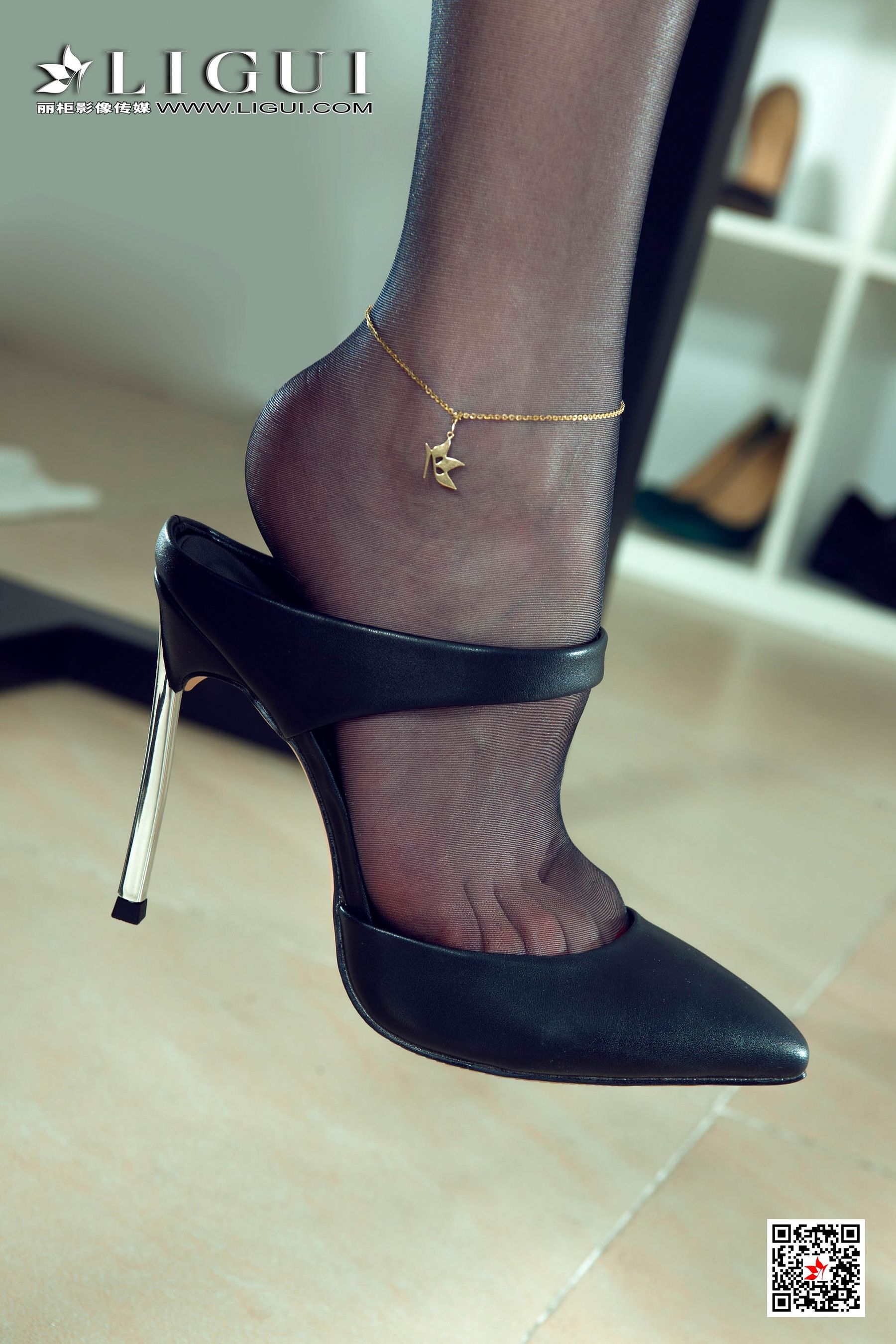 腿模兔子《极品黑丝OL御姐》 [丽柜Ligui] 网络丽人 写真集