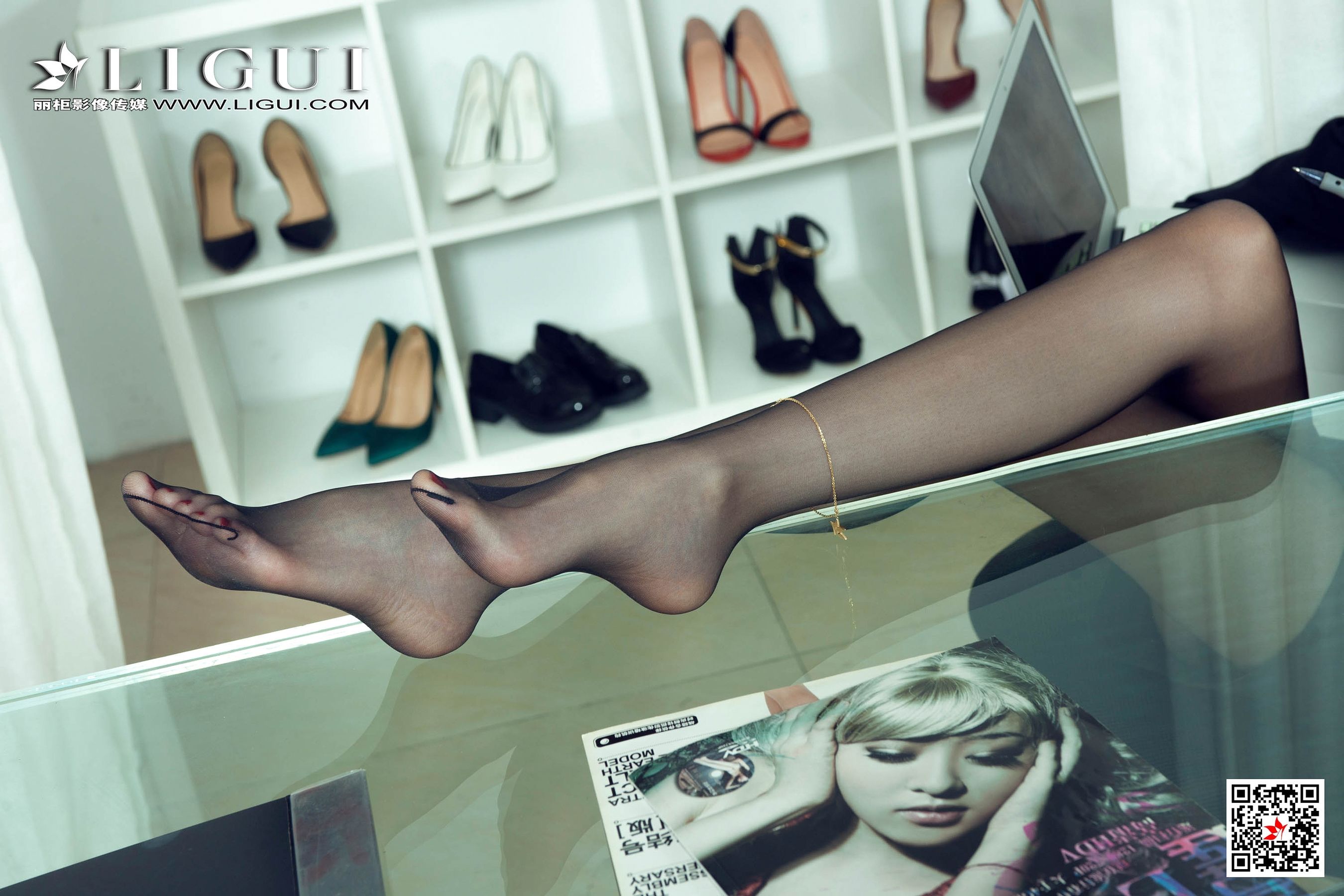 腿模兔子《极品黑丝OL御姐》 [丽柜Ligui] 网络丽人 写真集