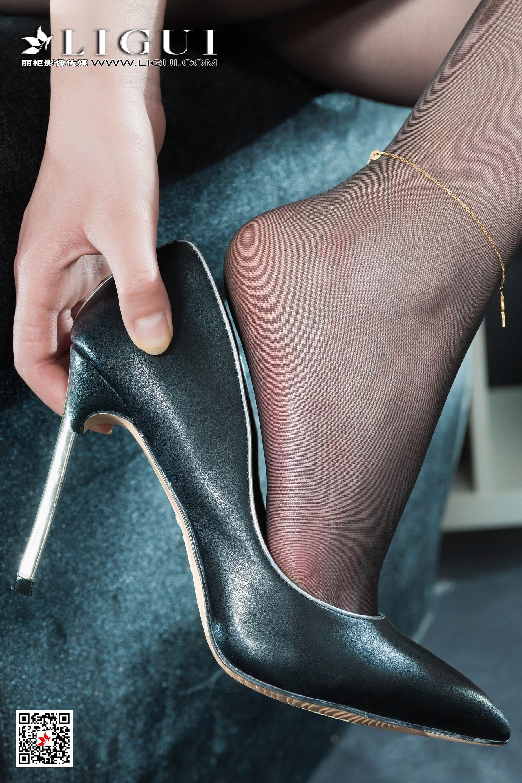 腿模璇璇《黑丝空姐制服》 [丽柜Ligui] 网络丽人 写真集