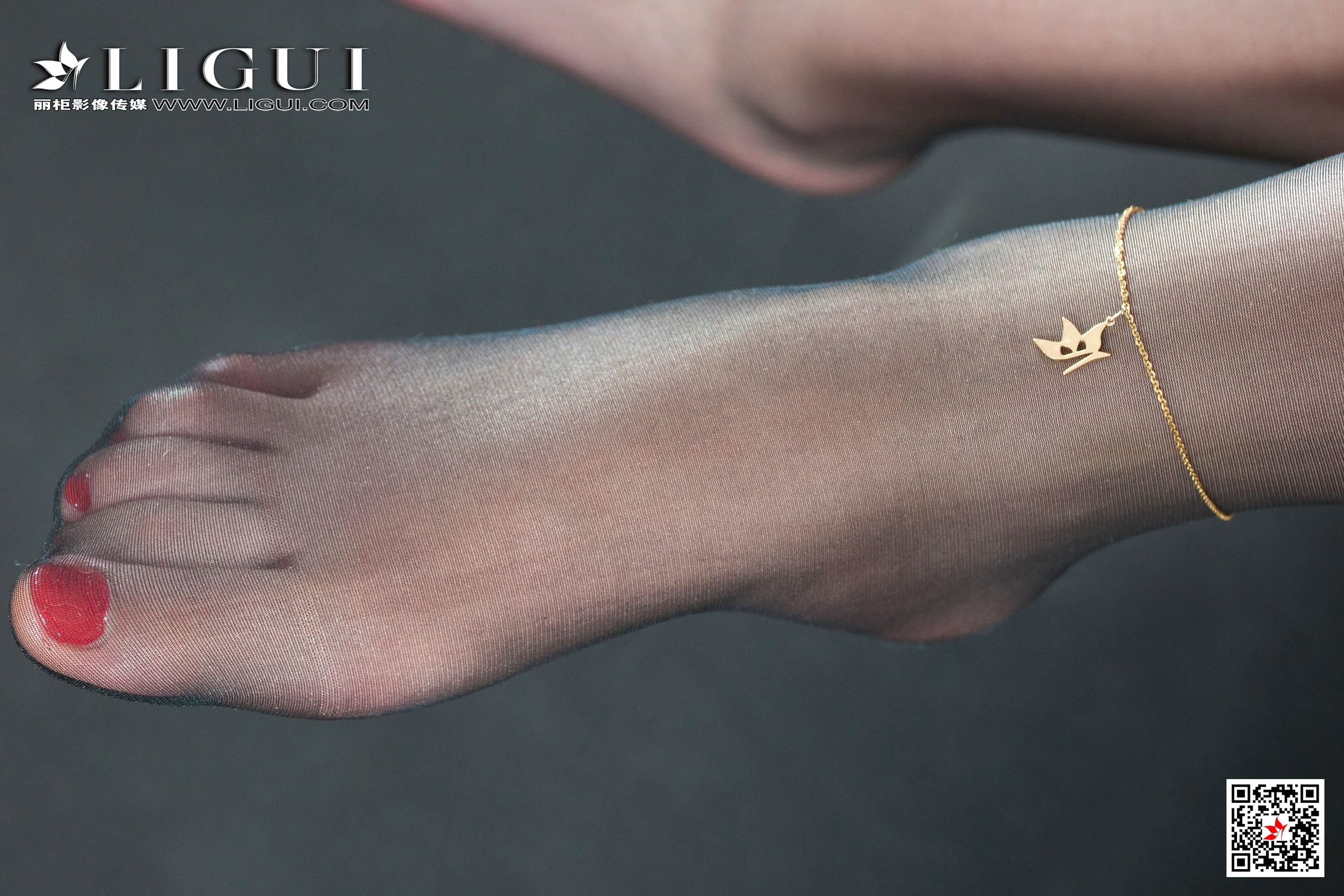 腿模璇璇《黑丝空姐制服》 [丽柜Ligui] 网络丽人 写真集