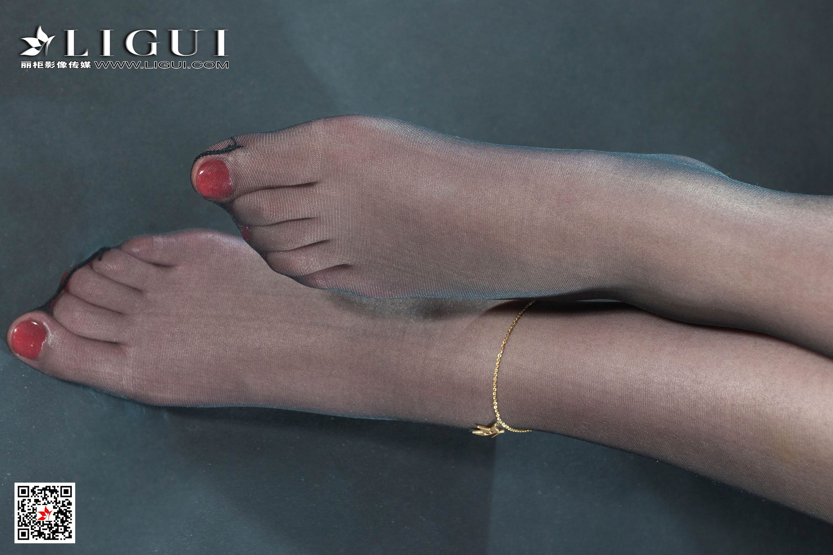 腿模璇璇《黑丝空姐制服》 [丽柜Ligui] 网络丽人 写真集