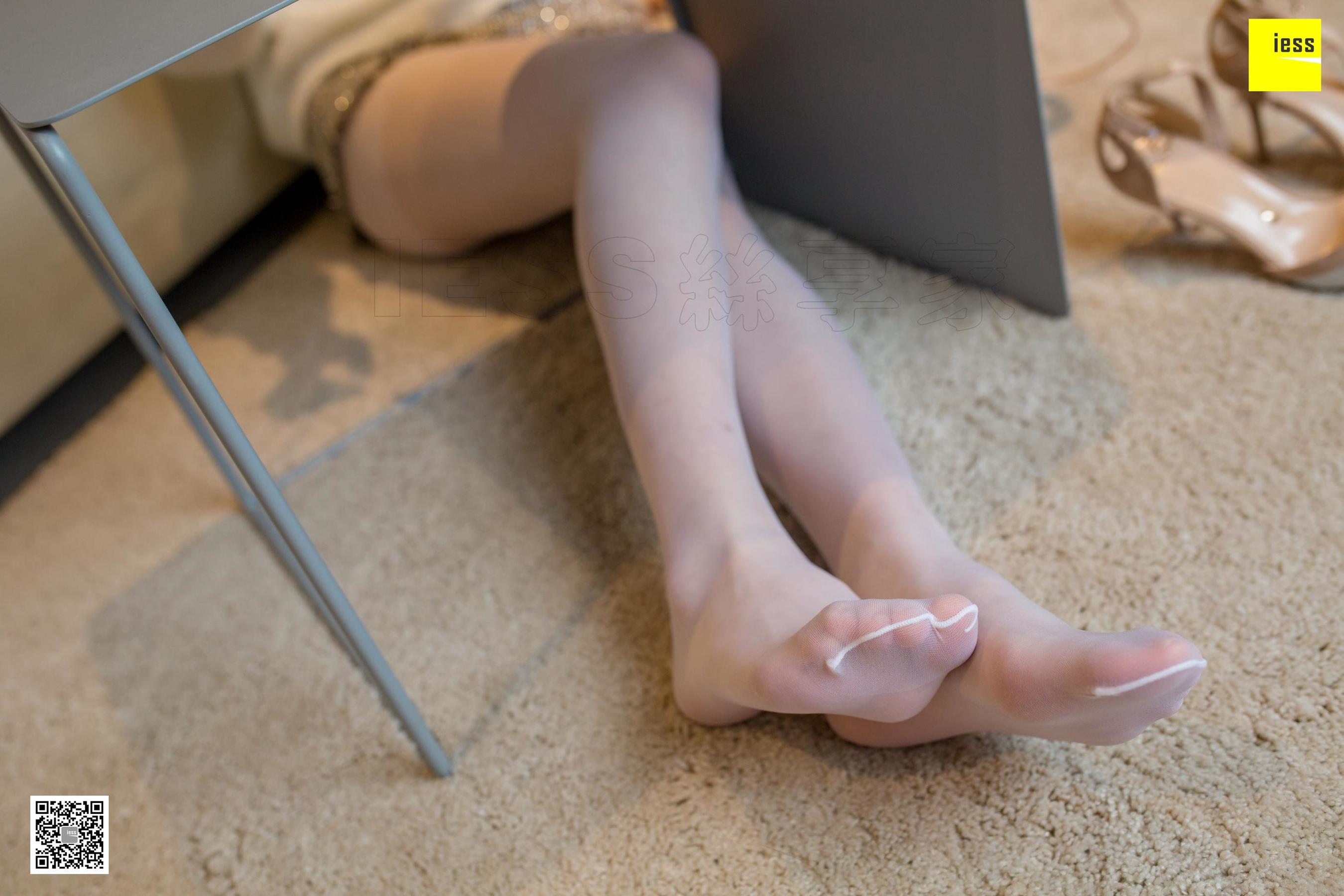 模特梦梦 《梦梦吃外卖》丝足美腿 [异思趣向IESS] 写真集