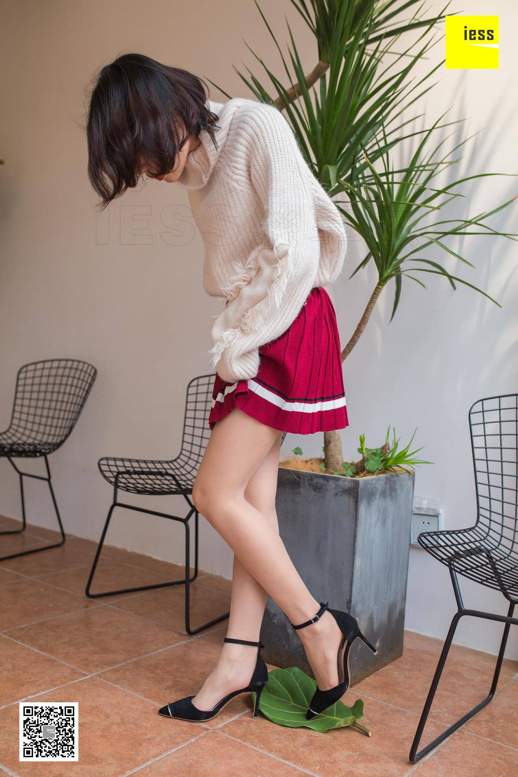 模特辣妈君君 《阅读时光》 [异思趣向IESS] 写真集