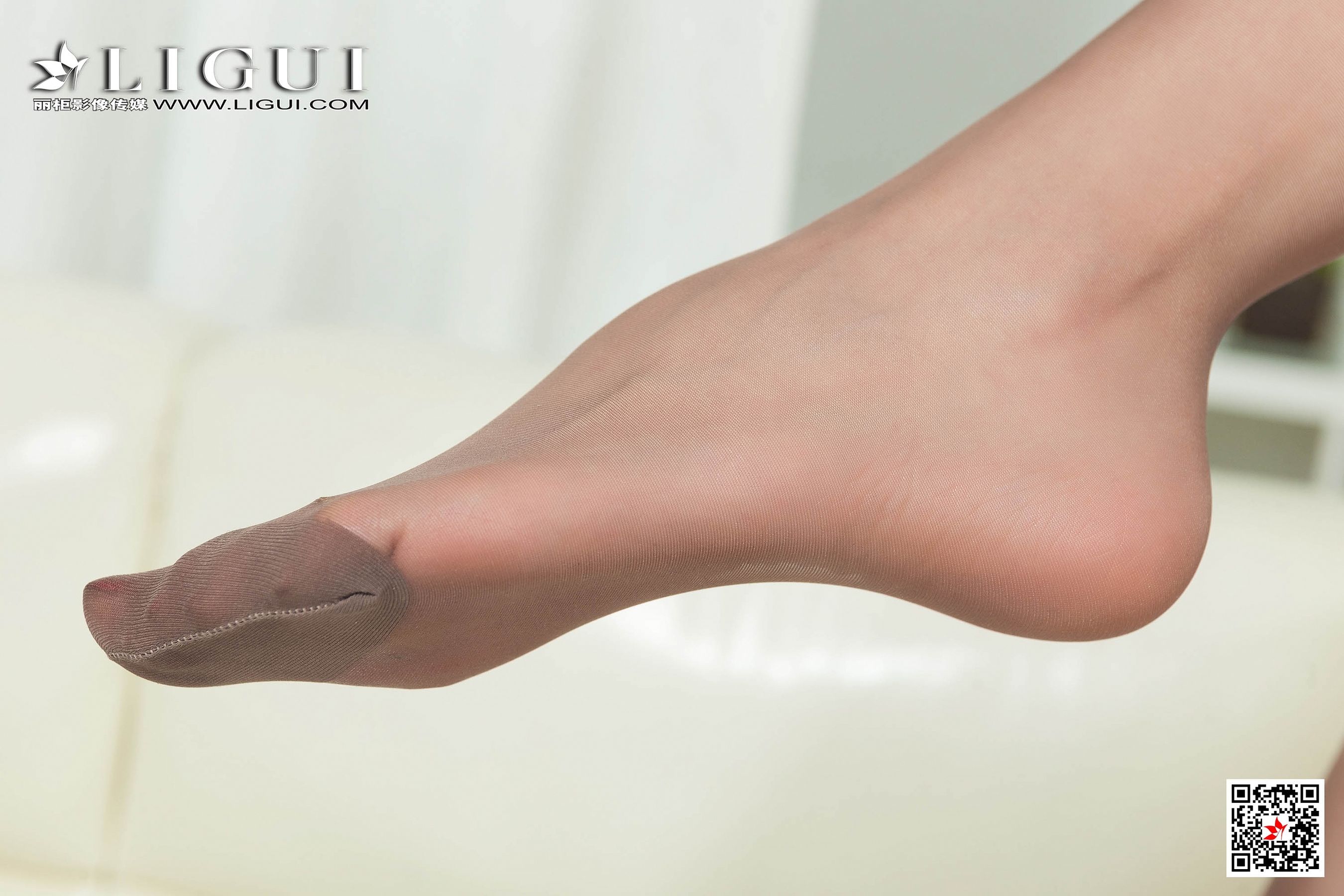 凉儿《黑丝贵美人》 [丽柜Ligui] 写真集