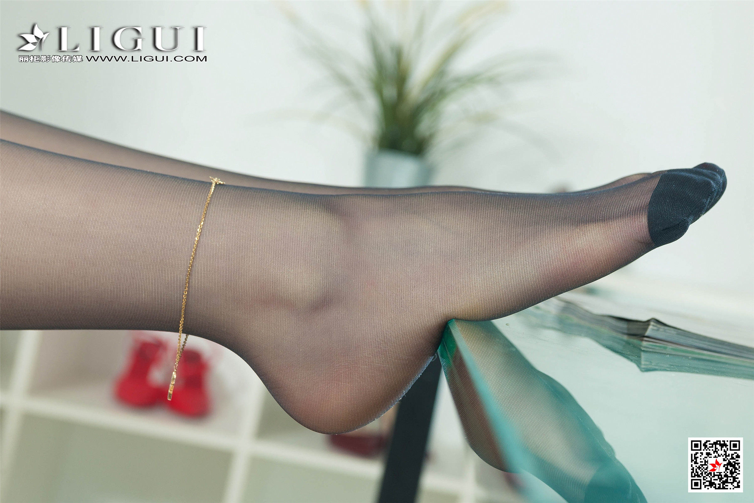 腿模沛沛《长发黑丝OL》 [丽柜Ligui] 网络丽人 写真集