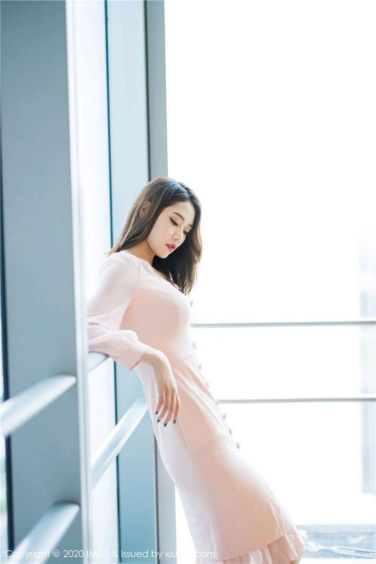 IMISS爱蜜社VOL.476方子萱性感丝袜美腿写真