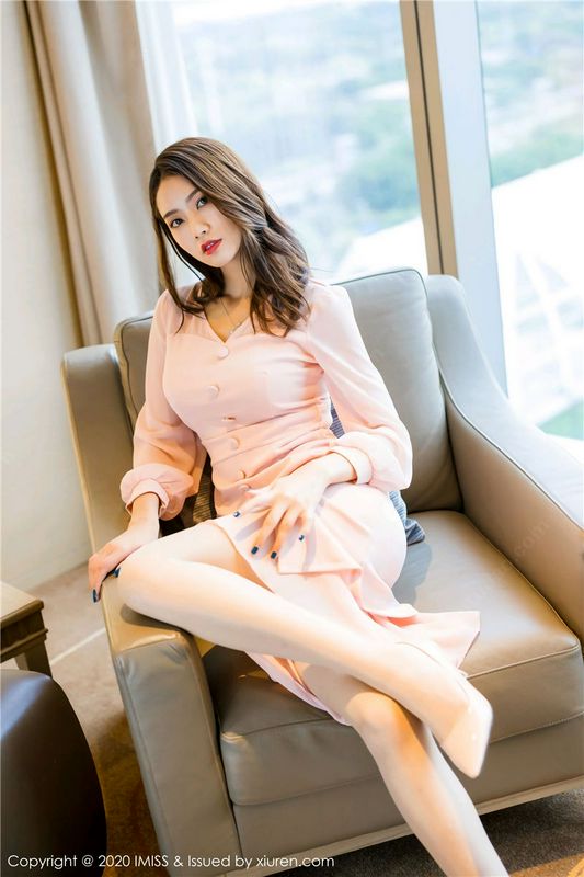 IMISS爱蜜社VOL.476方子萱性感丝袜美腿写真